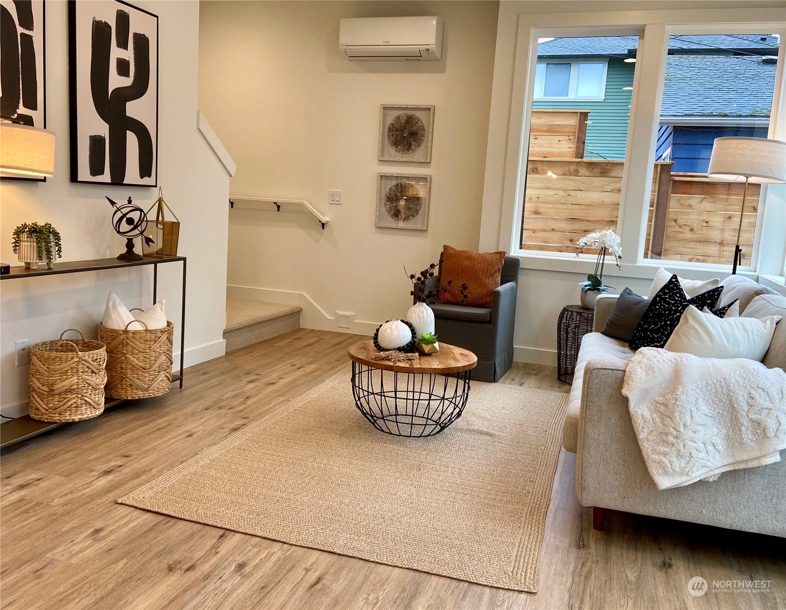 6516 C 40th Avenue SW