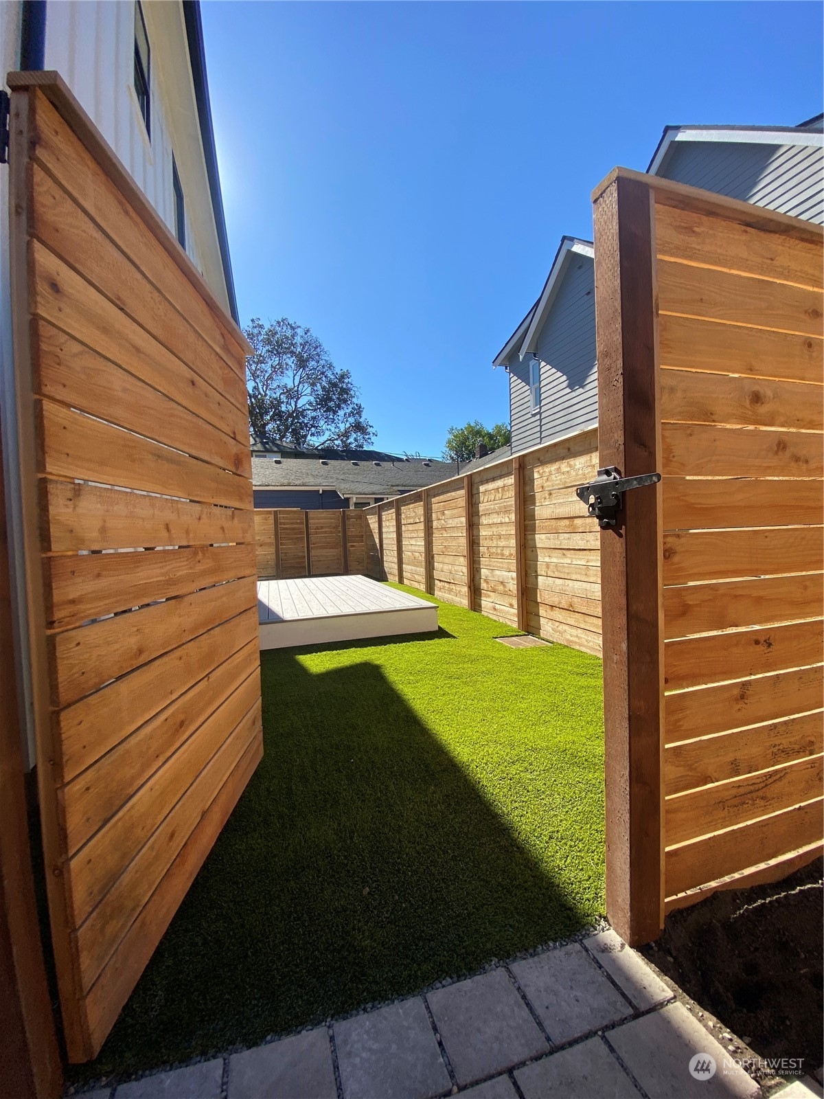 6516 C 40th Avenue SW