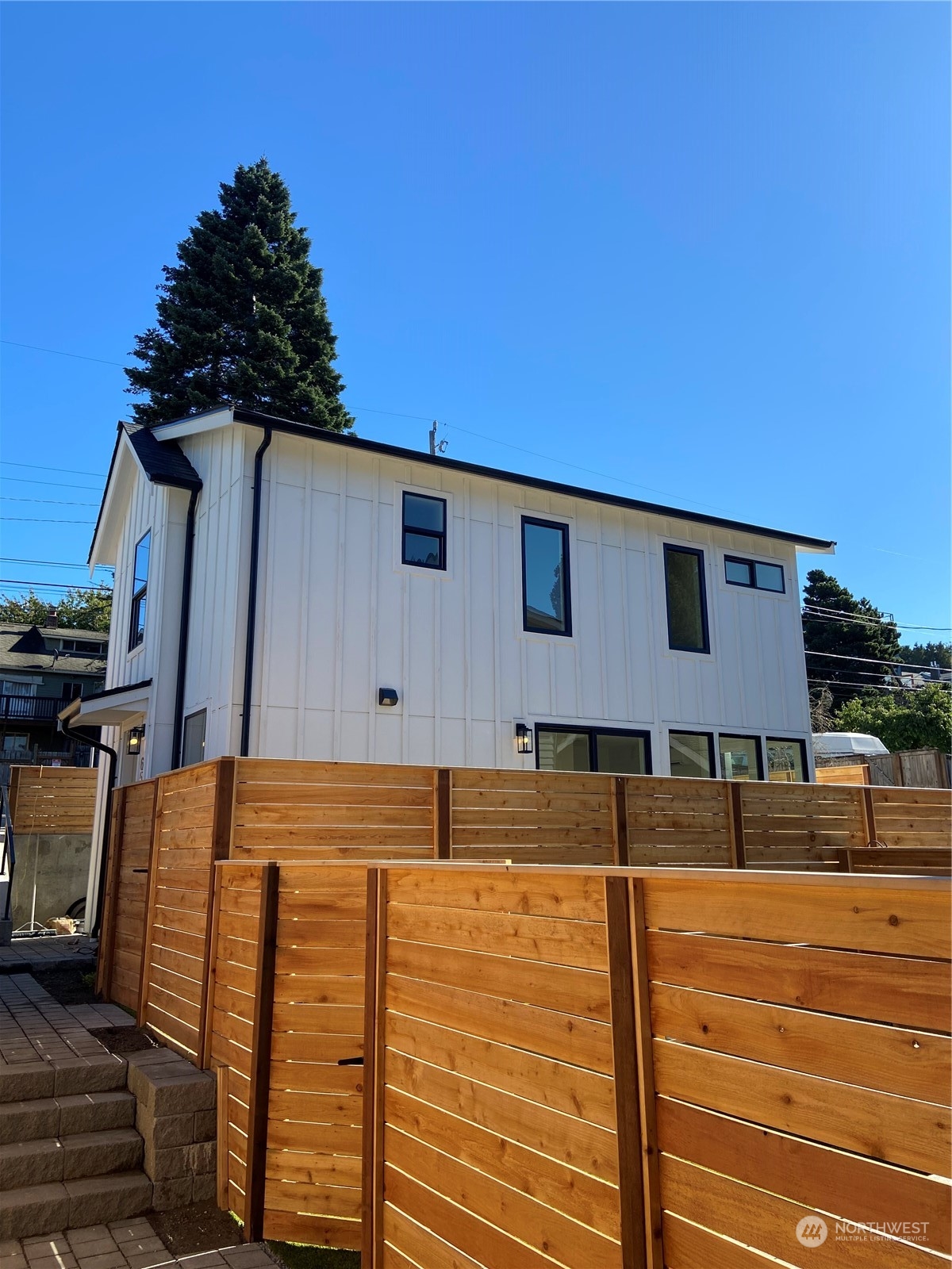 6516 C 40th Avenue SW