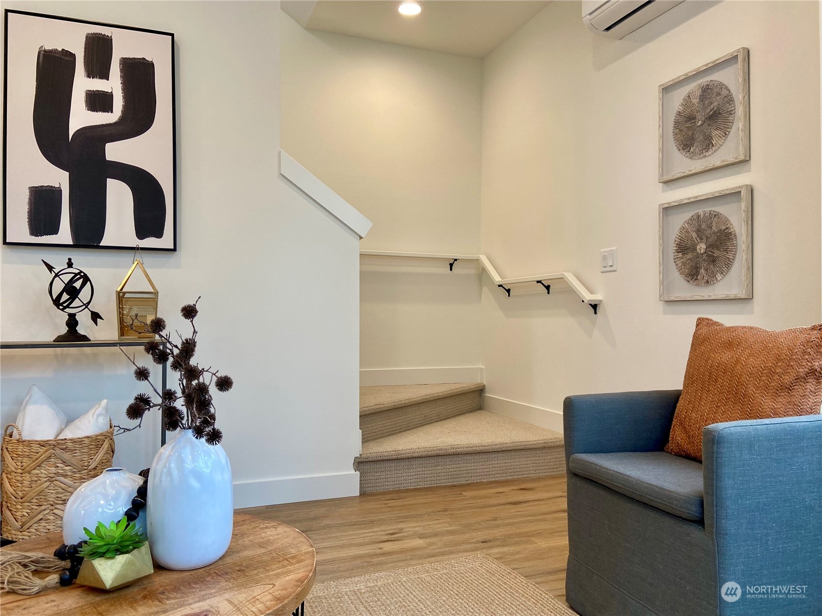 6516 C 40th Avenue SW