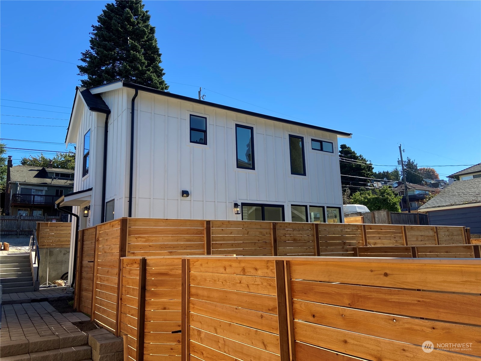 6516 C 40th Avenue SW