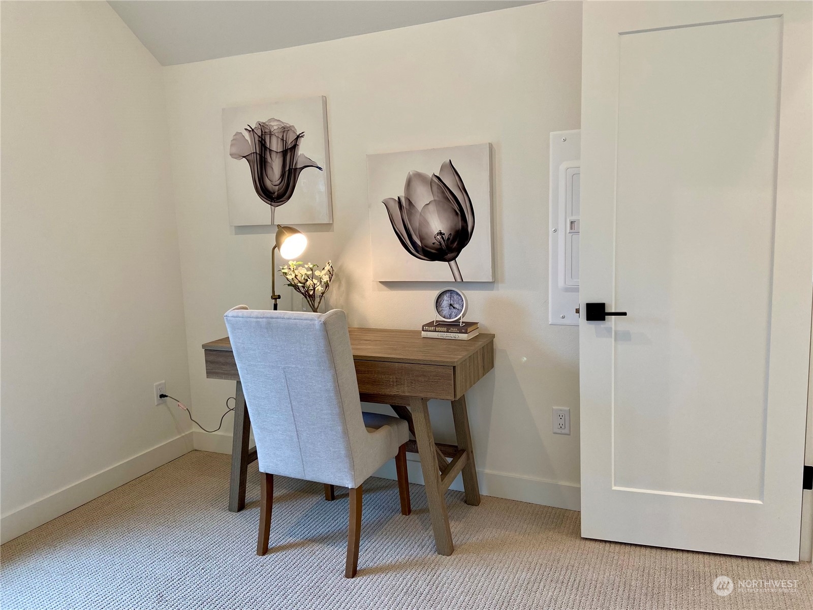 6516 C 40th Avenue SW