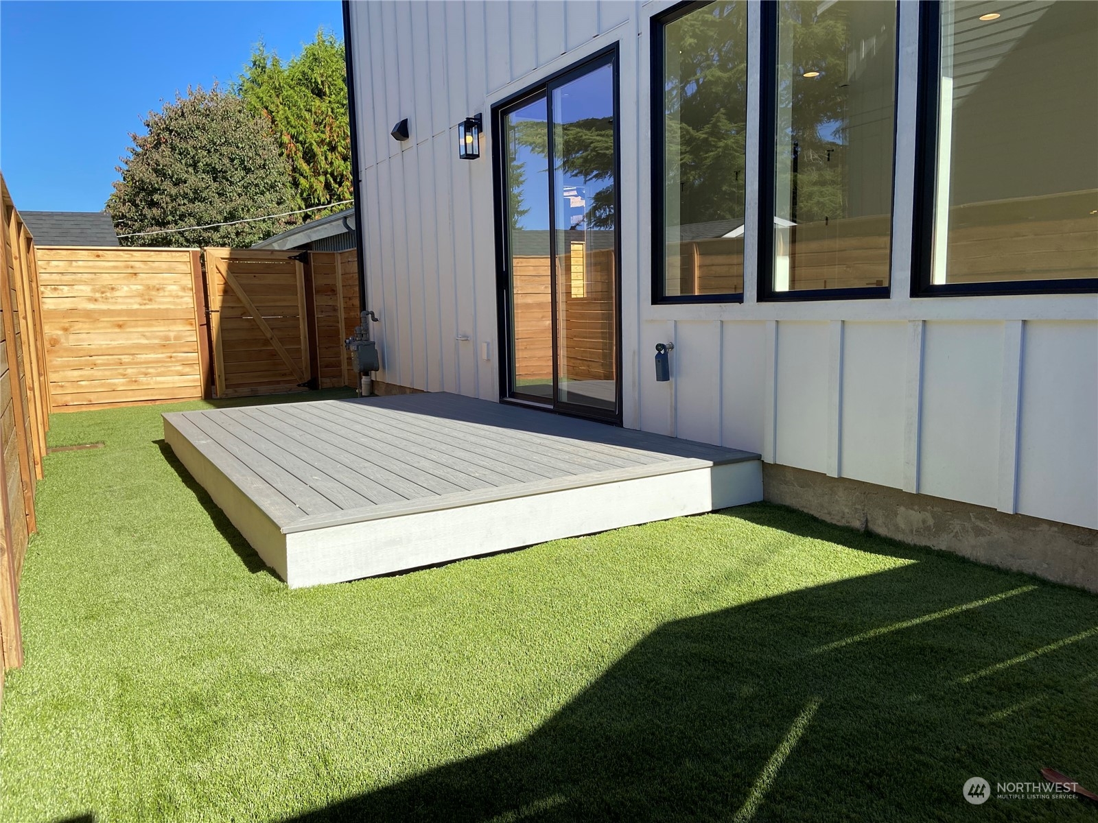 6516 C 40th Avenue SW