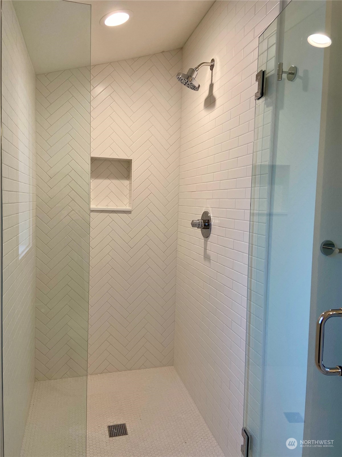 6516 C 40th Avenue SW