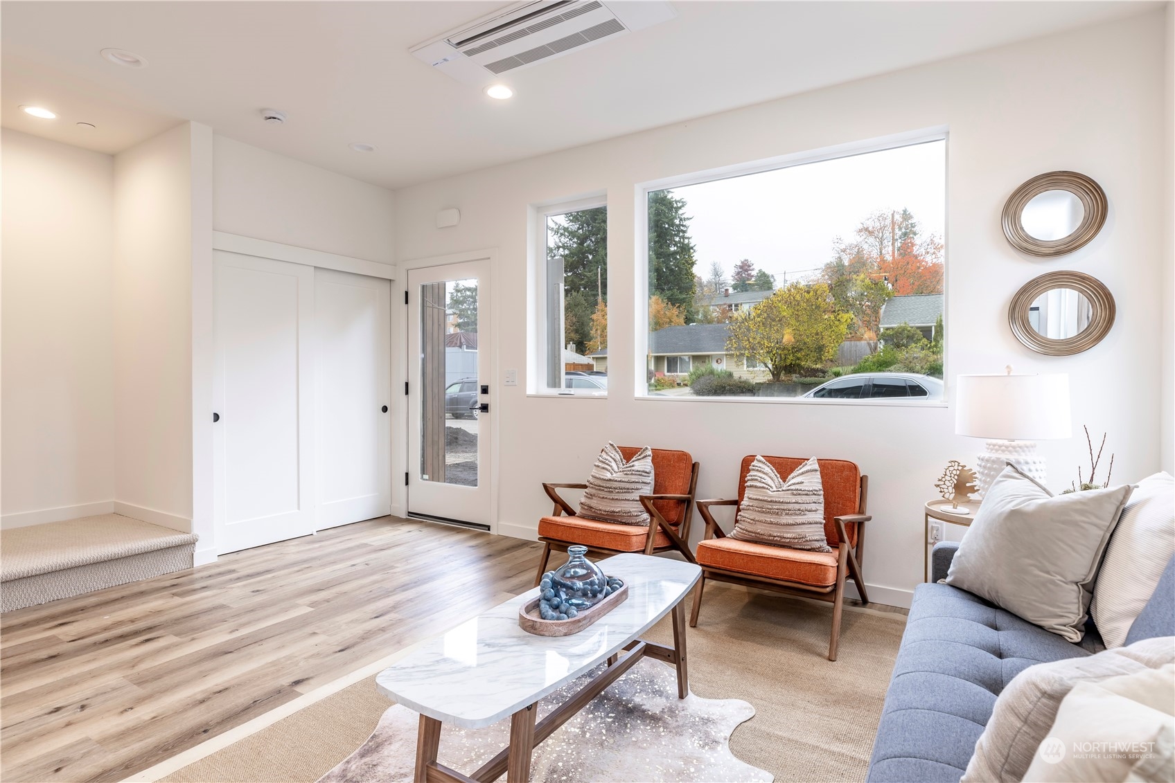 9223 B 25th Avenue SW