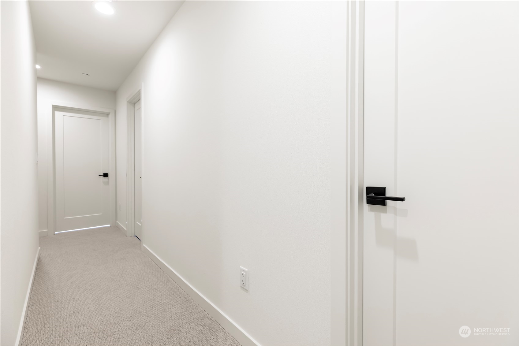 9223 B 25th Avenue SW