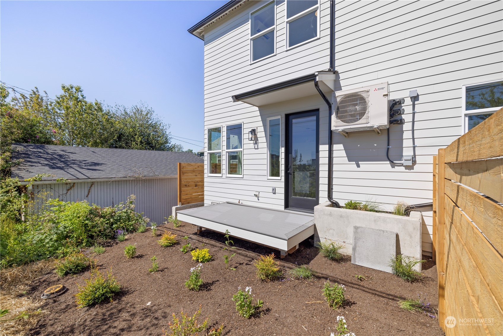 4408 B 37th Avenue SW