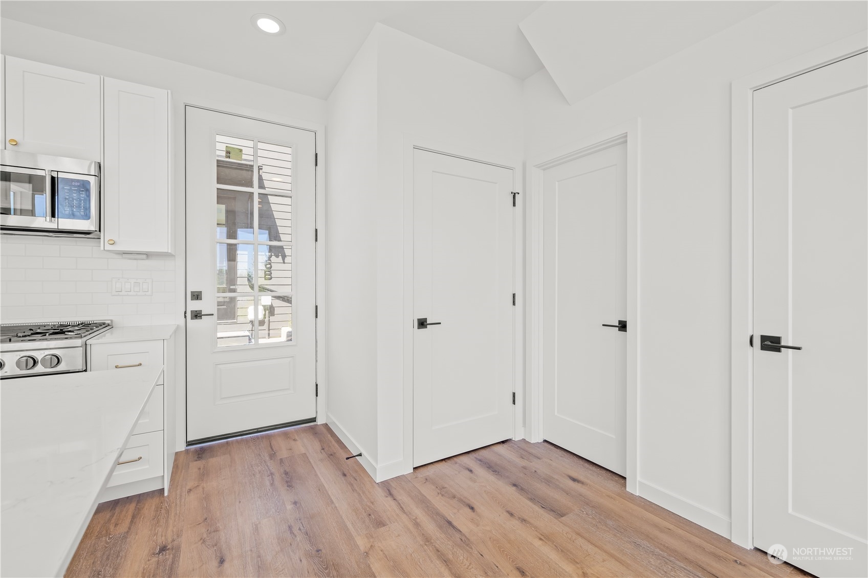 4408 B 37th Avenue SW