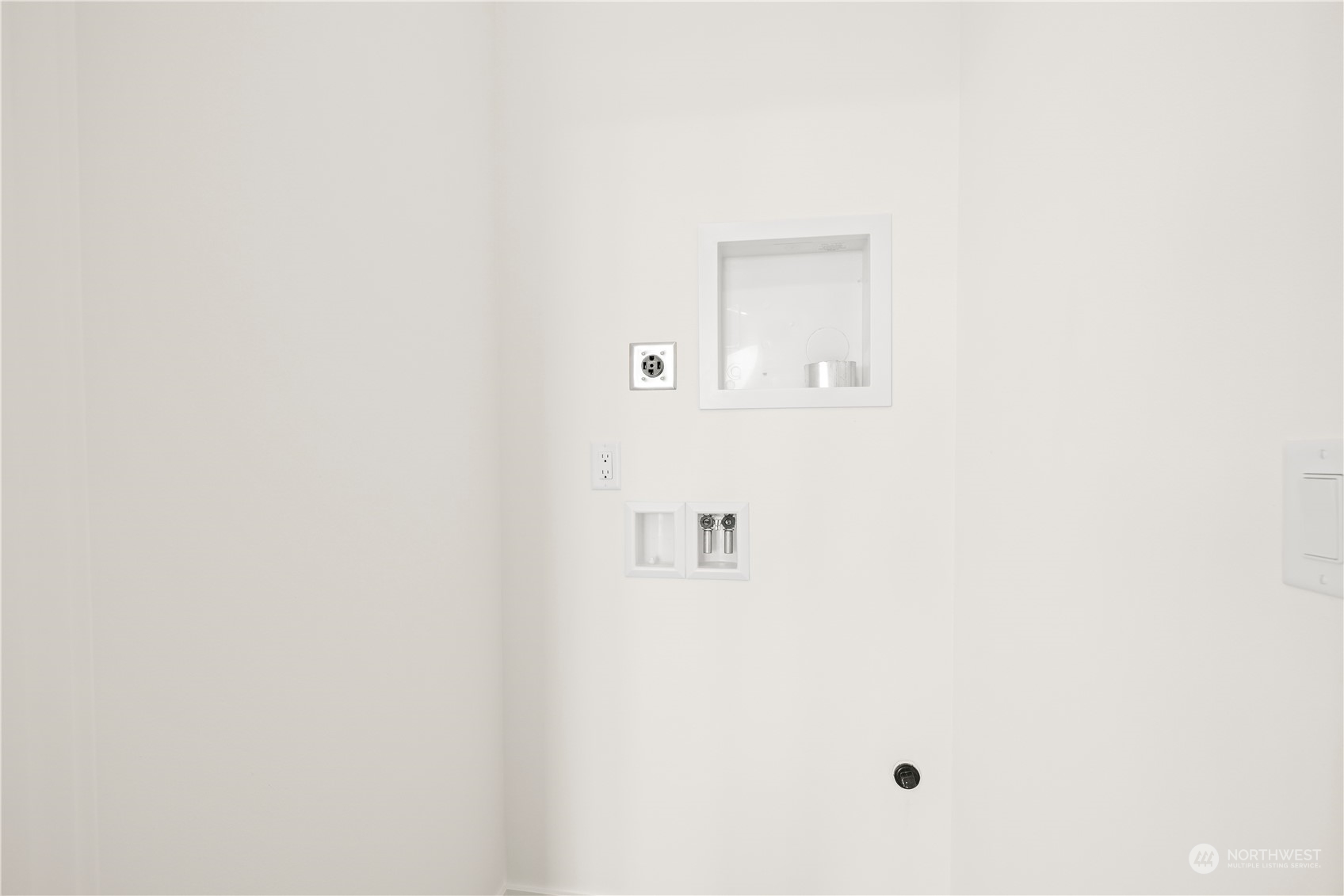 4404 37th Avenue SW Unit: A