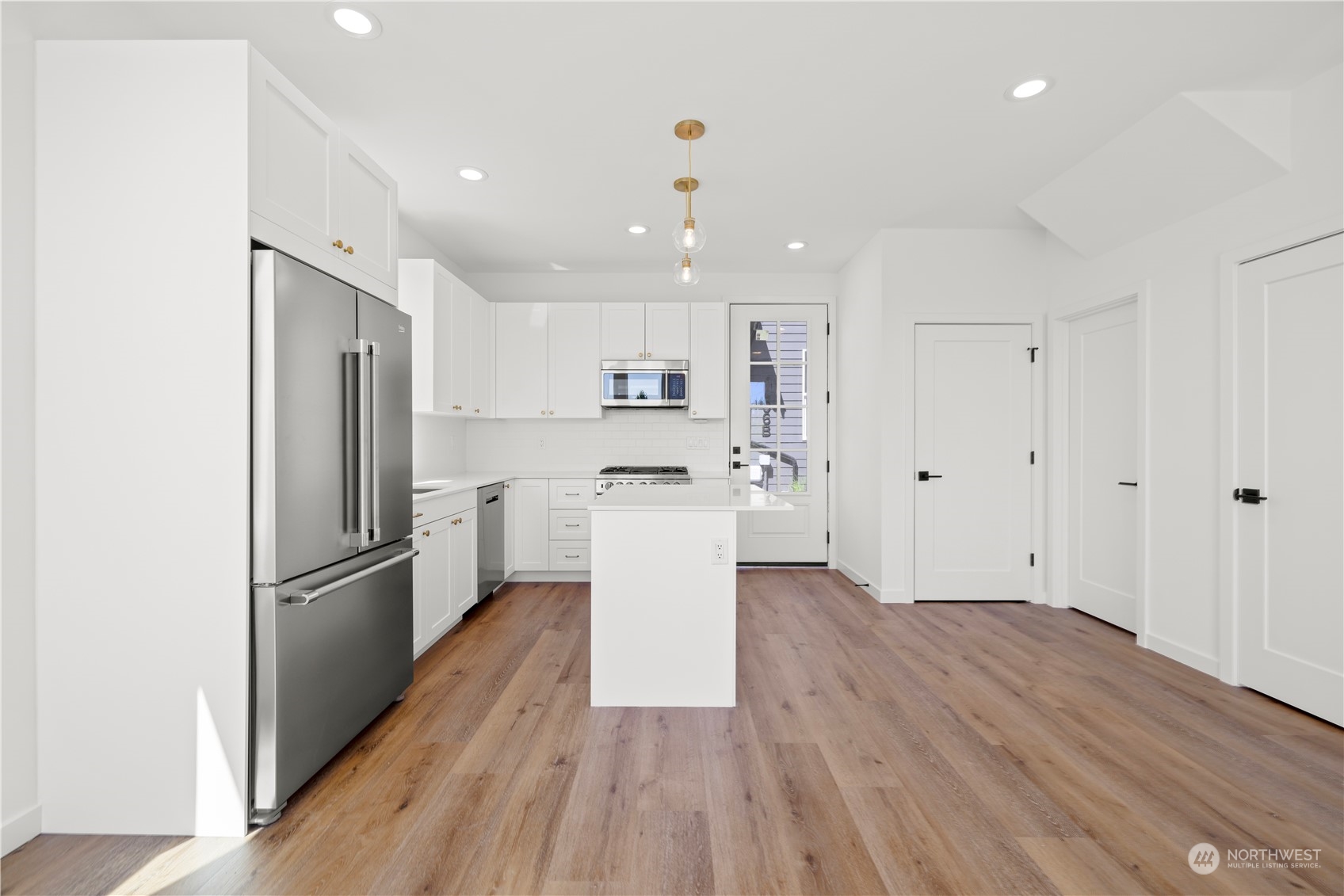 4404 37th Avenue SW Unit: A