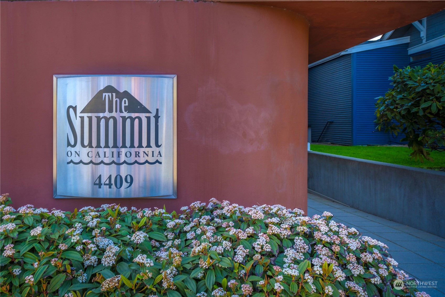 4409 California Avenue SW Unit: 501