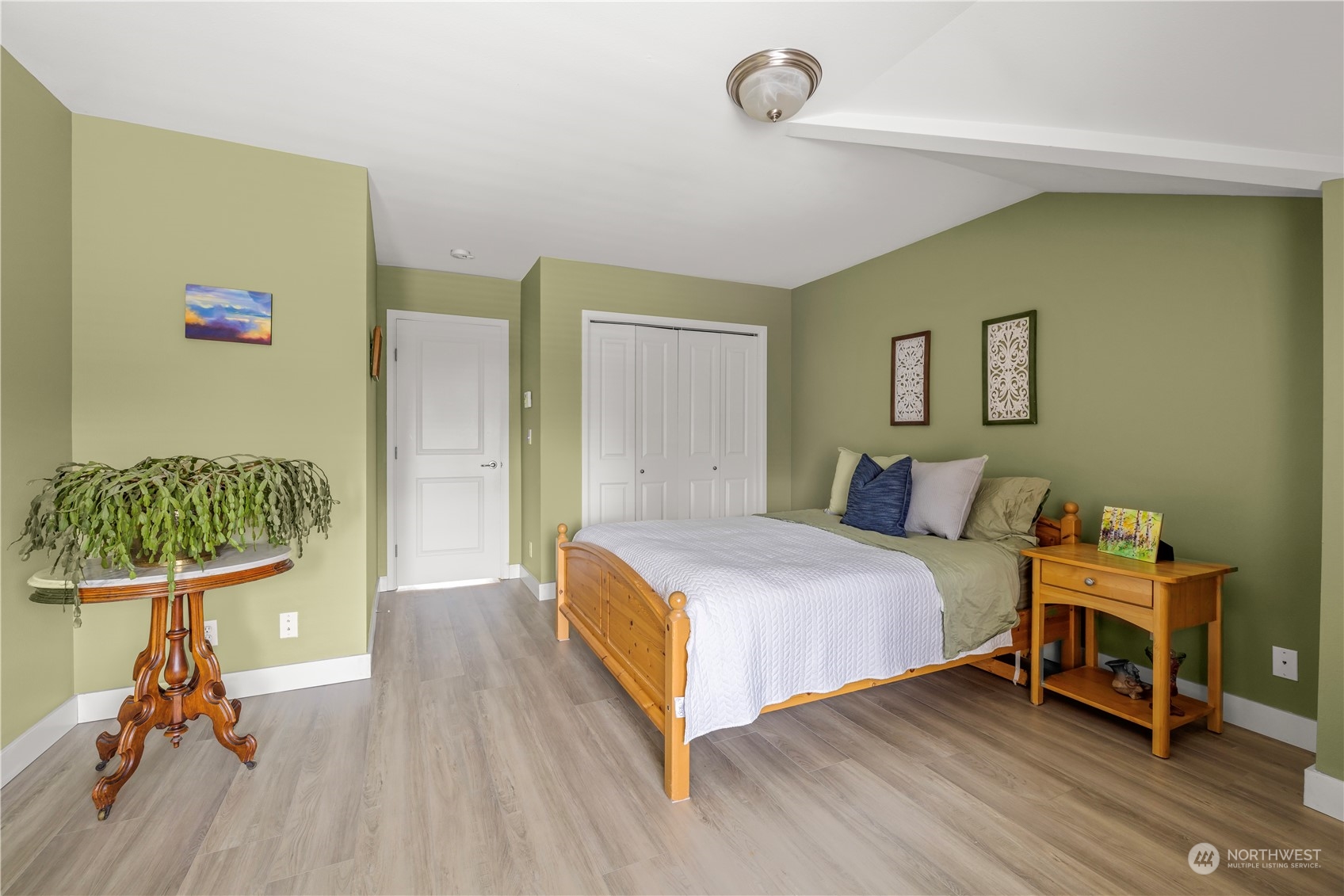 4506 40th Avenue SW Unit: B