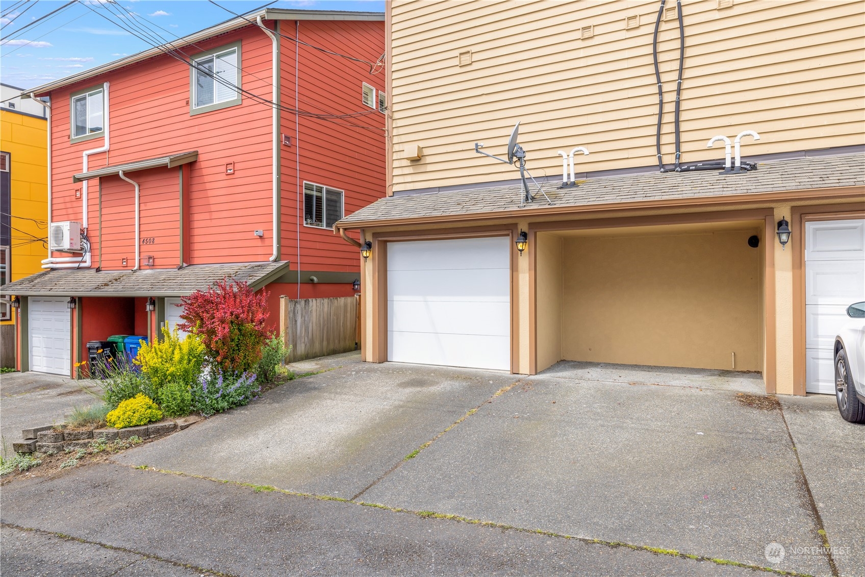 4506 40th Avenue SW Unit: B