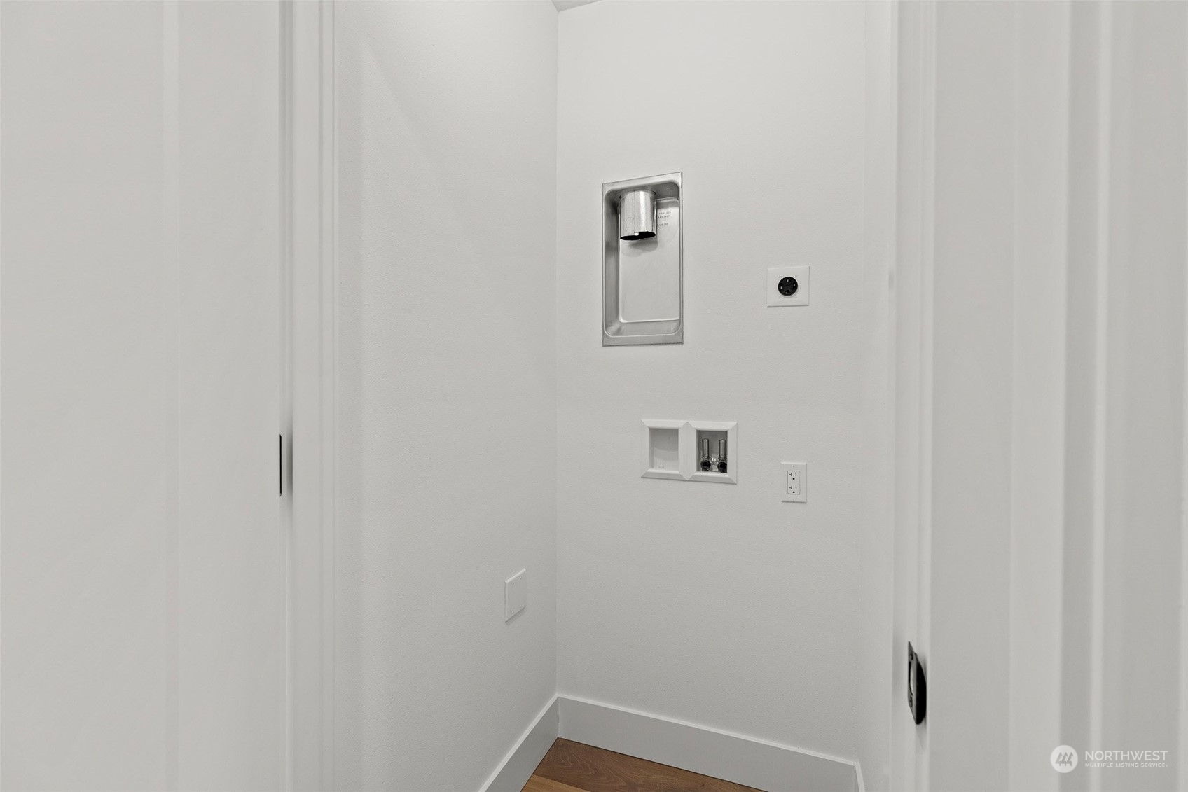 2209 A 42nd Avenue SW