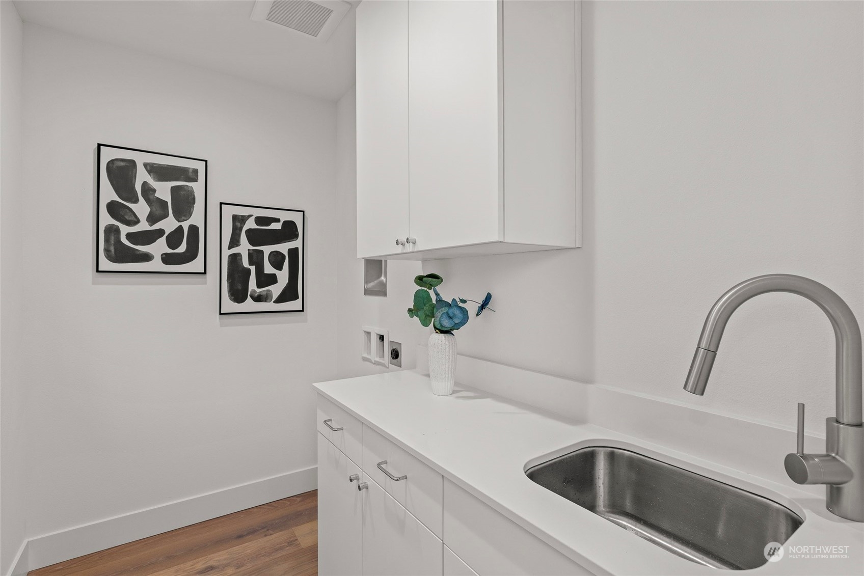 2209 A 42nd Avenue SW