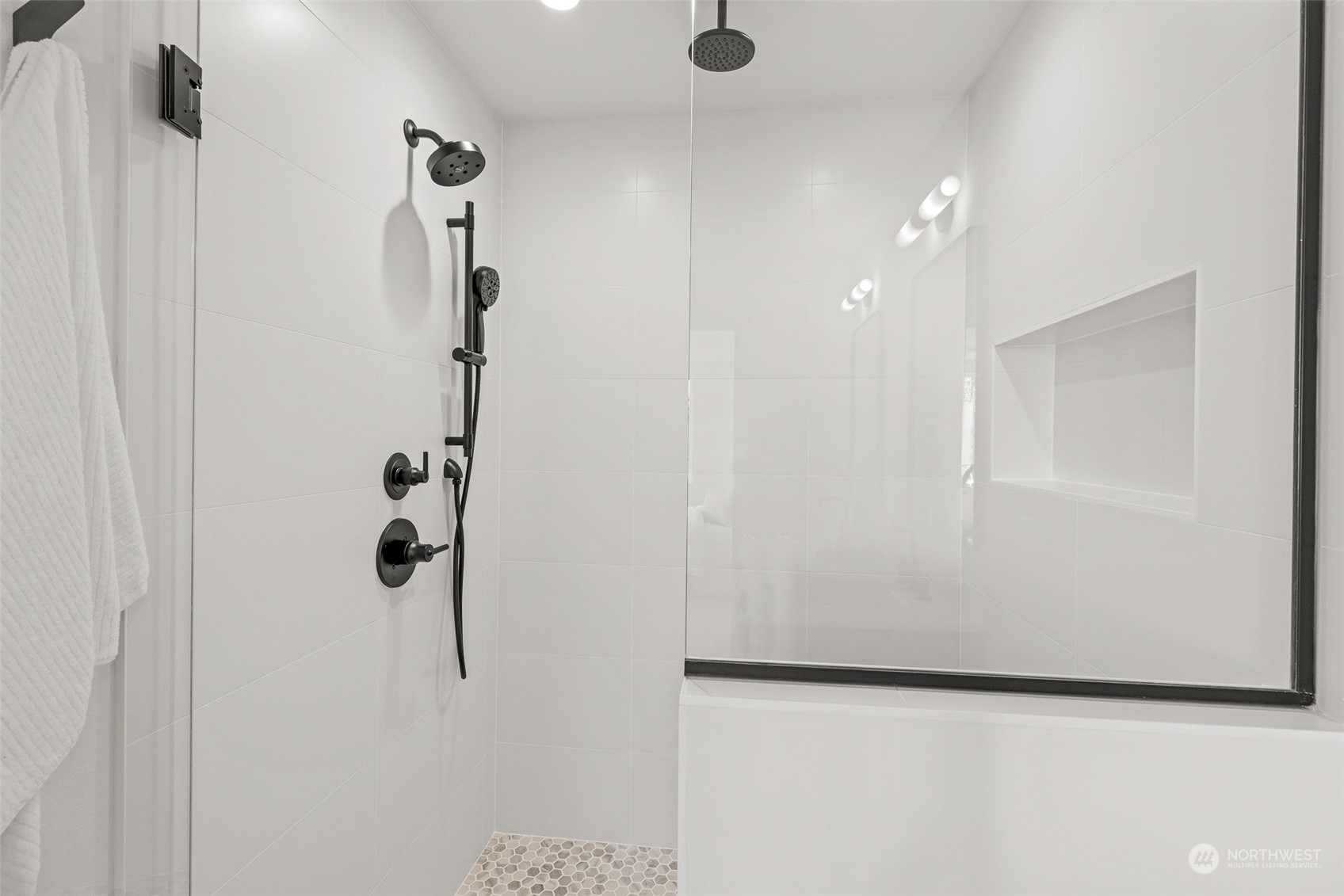 2209 A 42nd Avenue SW