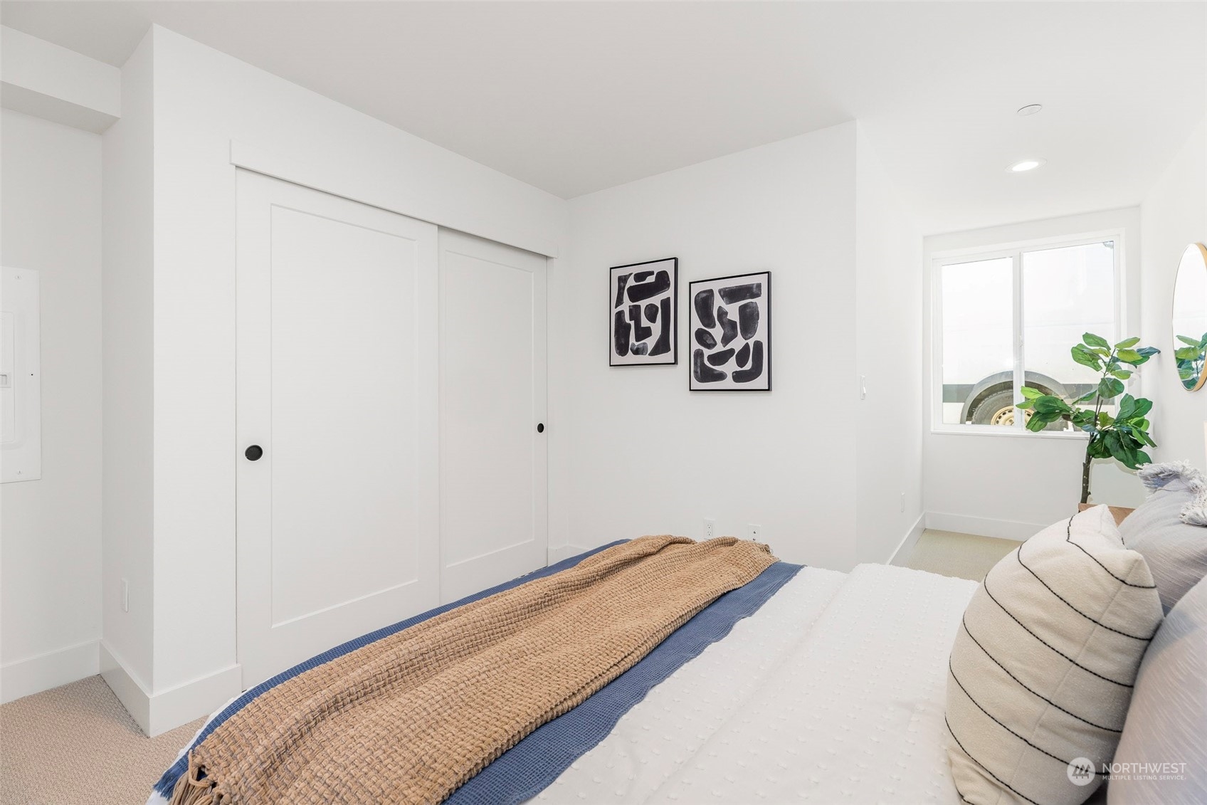 2209 B 42nd Avenue SW