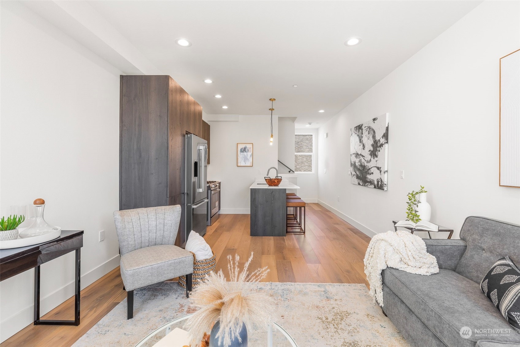 2209 B 42nd Avenue SW