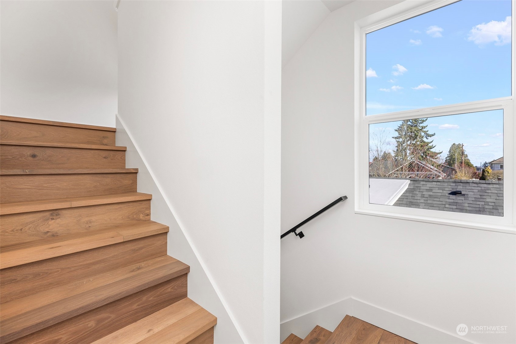 2209 B 42nd Avenue SW