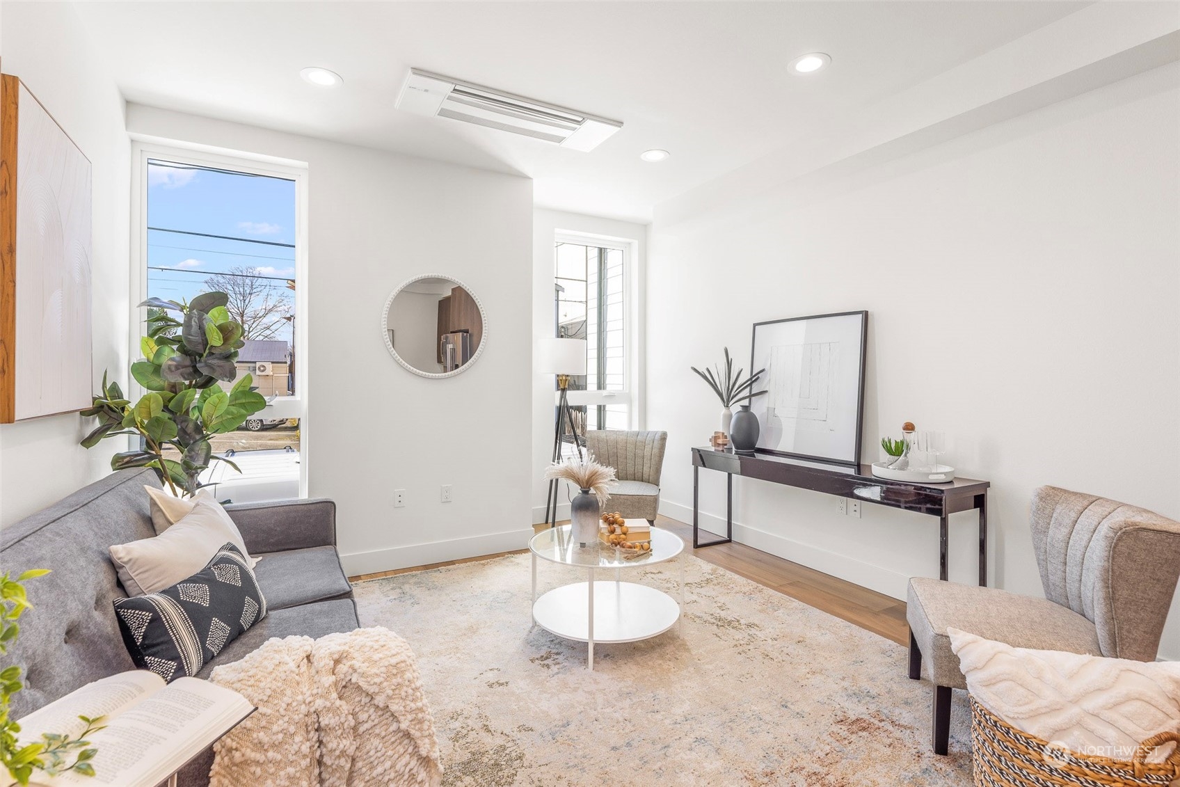 2209 B 42nd Avenue SW