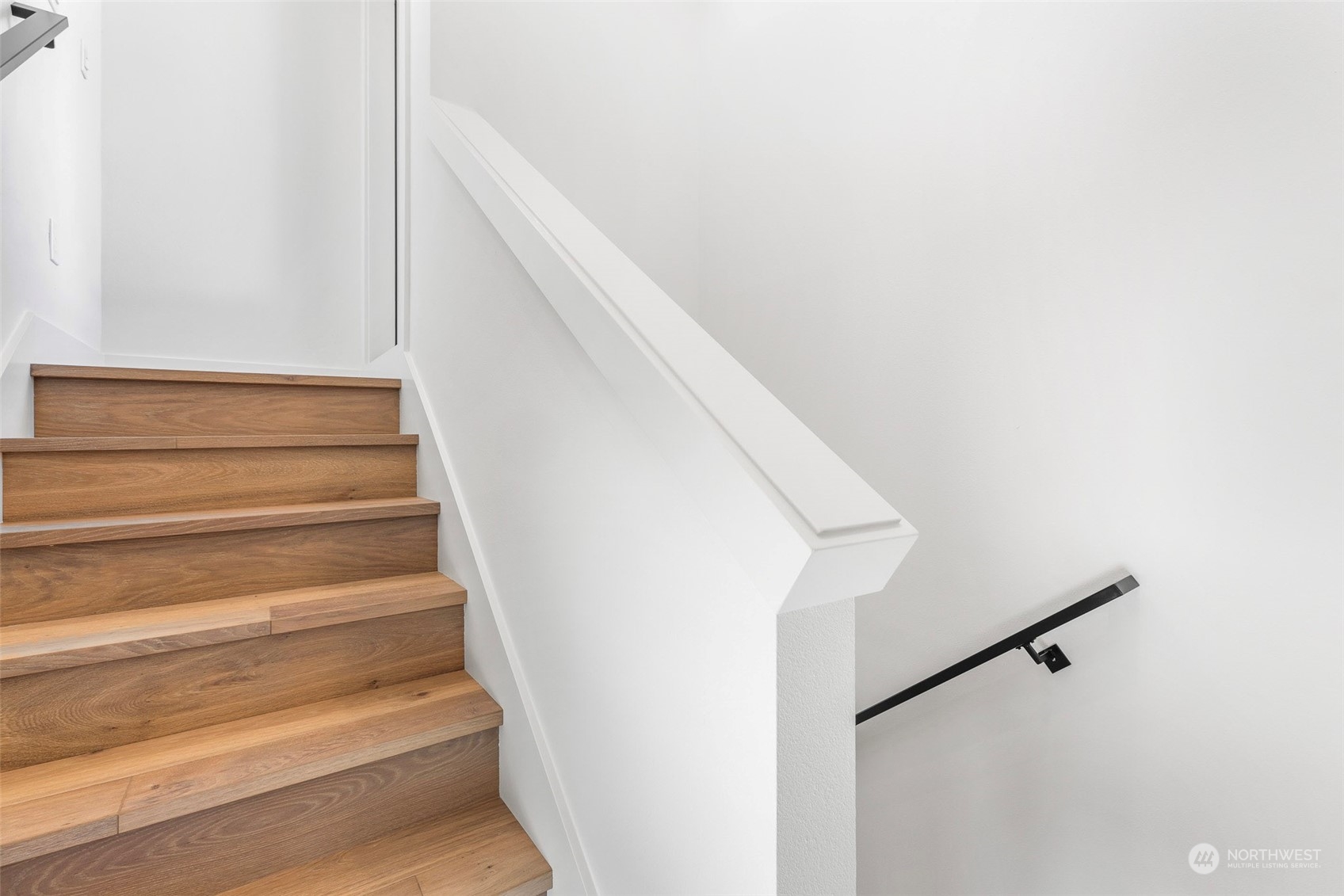 2209 B 42nd Avenue SW