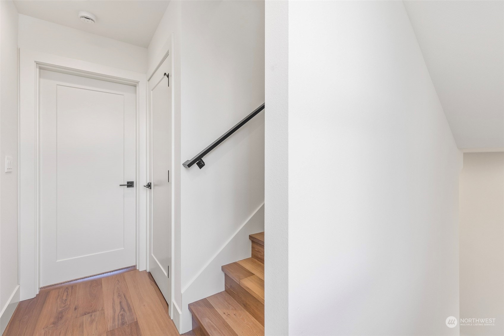 2209 B 42nd Avenue SW