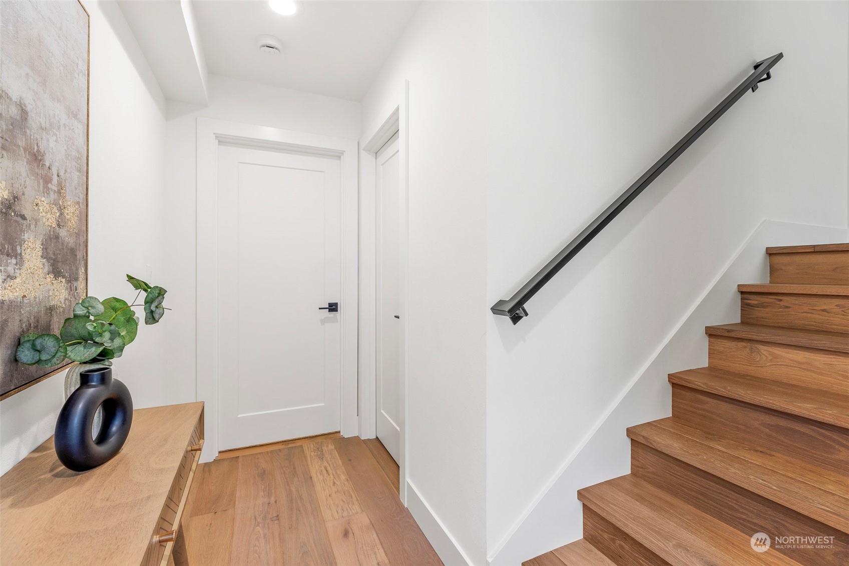 2209 B 42nd Avenue SW