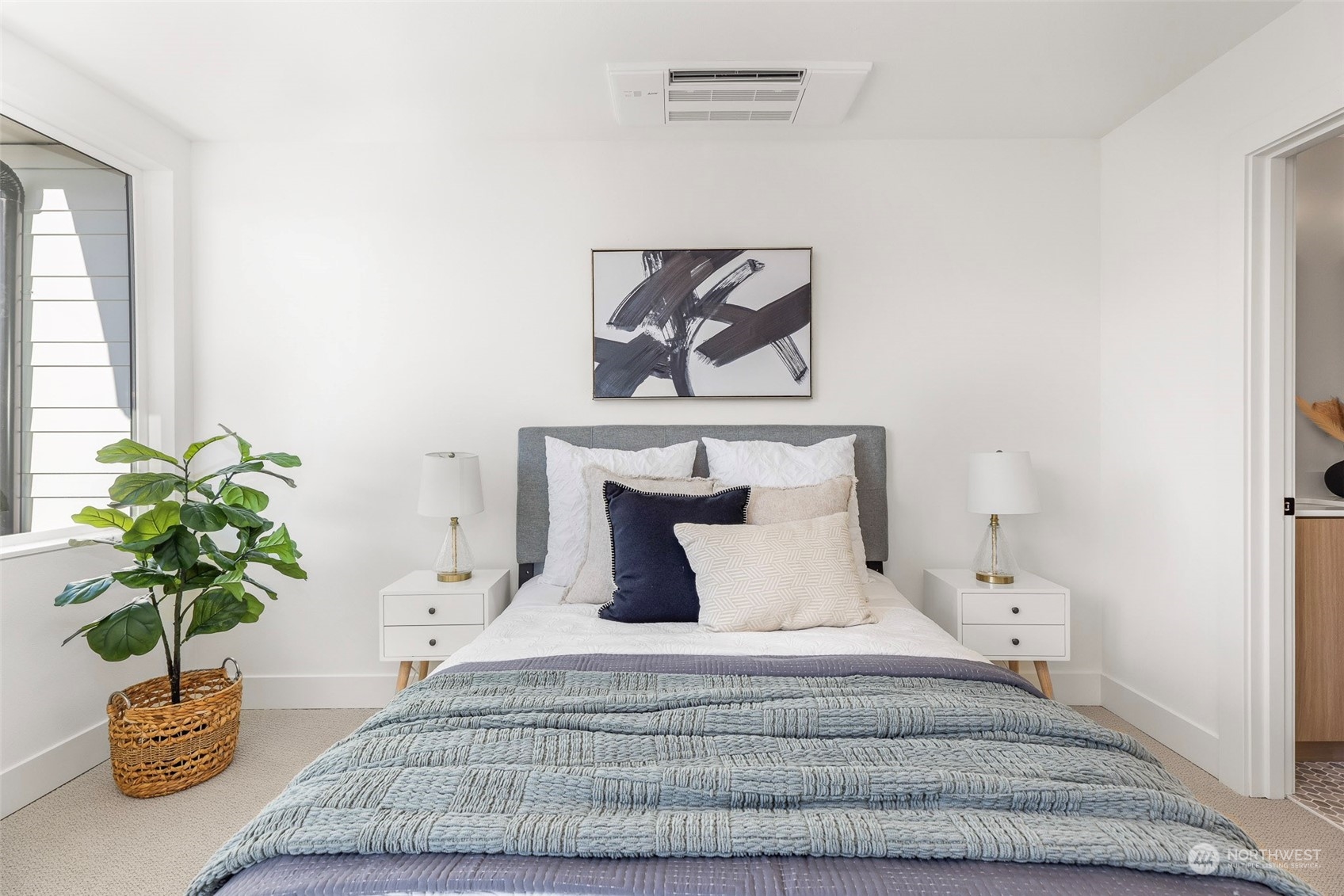 2209 B 42nd Avenue SW