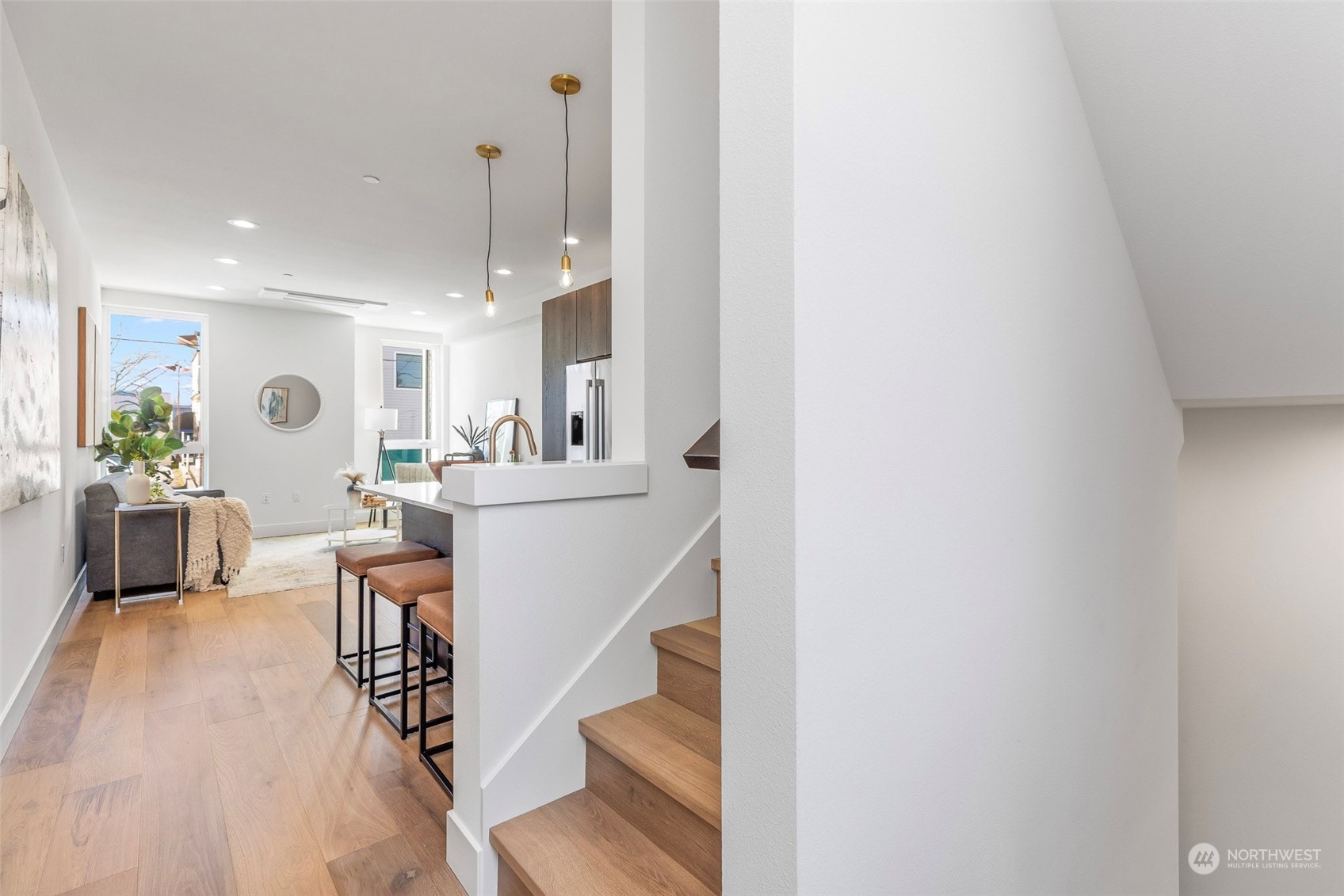 2209 B 42nd Avenue SW