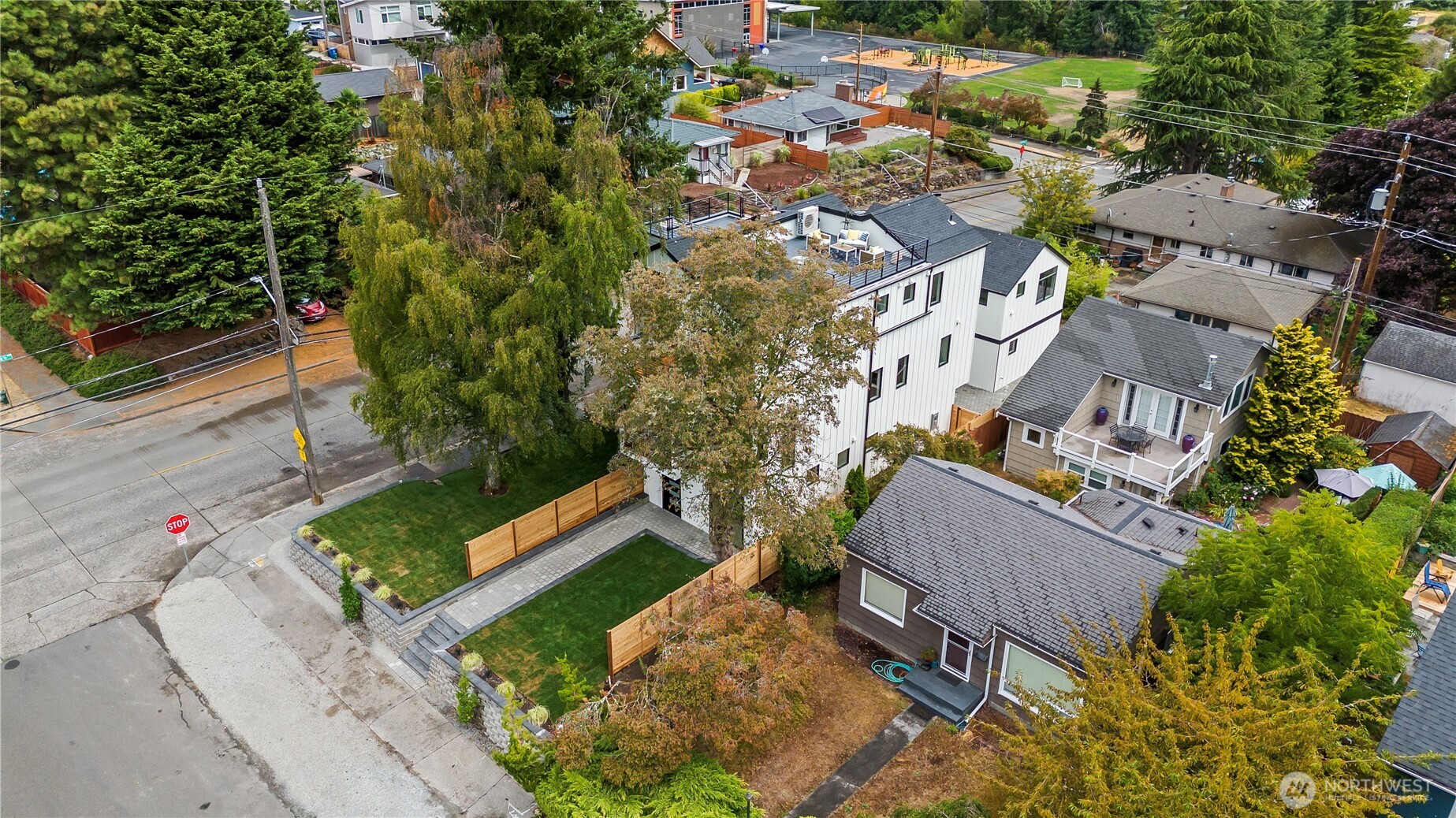 5121 SW Genesee Street