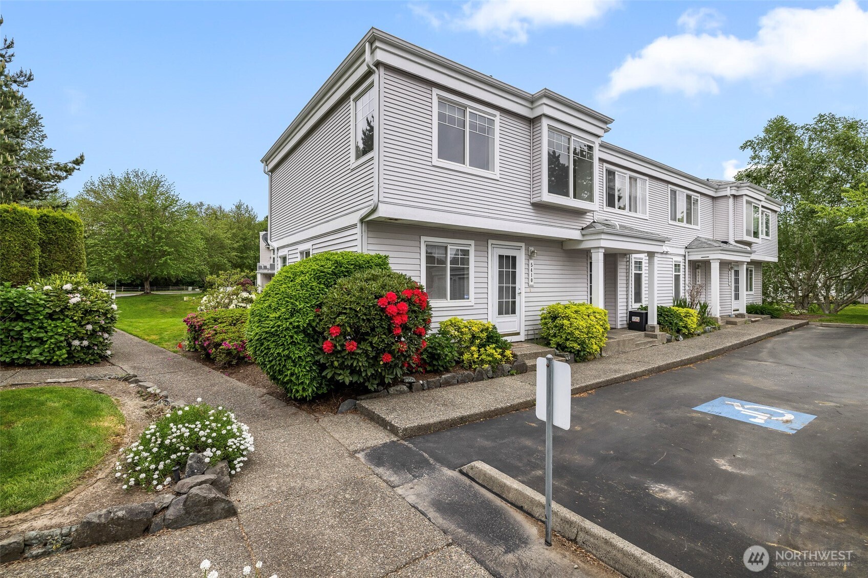 5410 S 236th Place