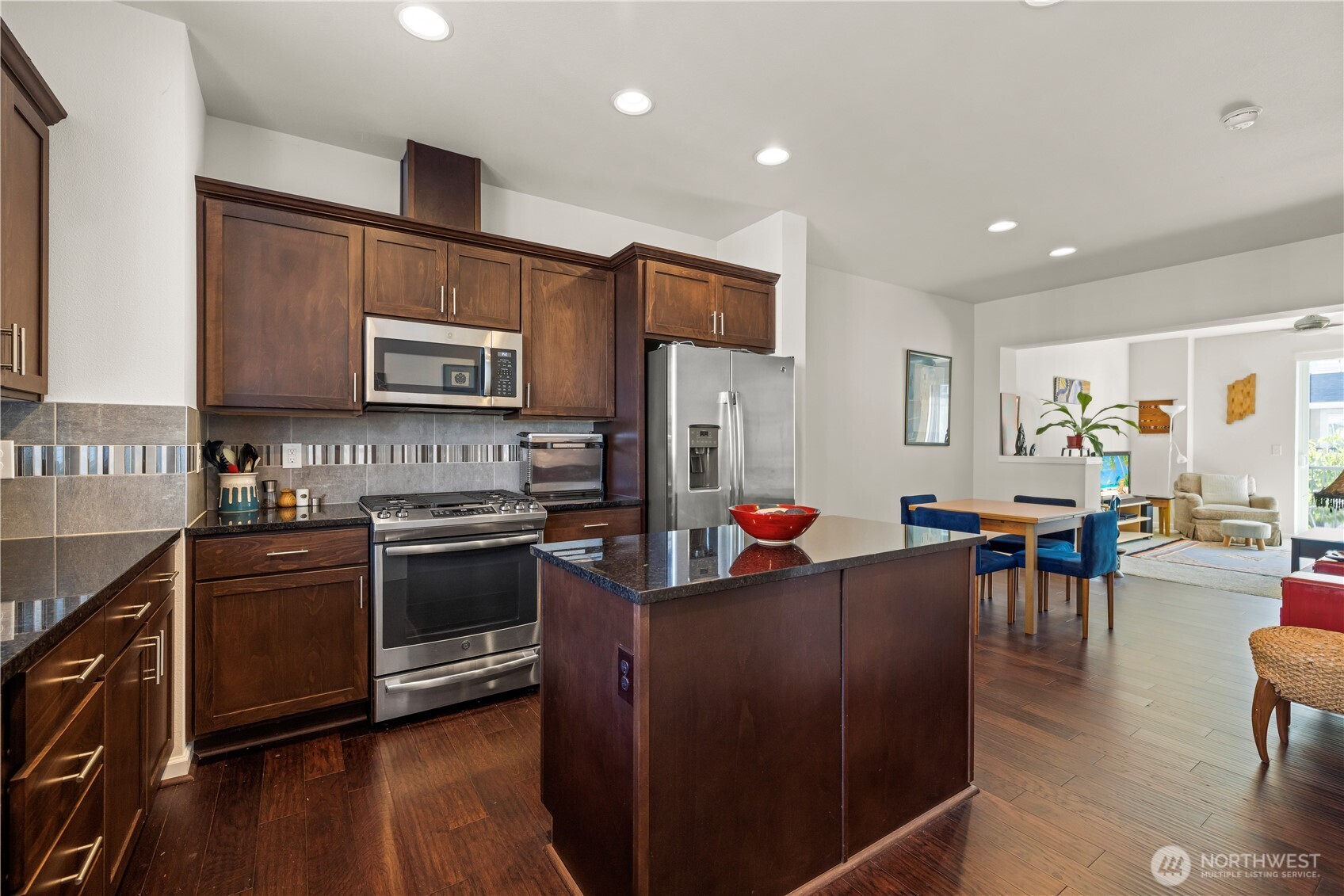 3430 SW Graham Street Unit: 903