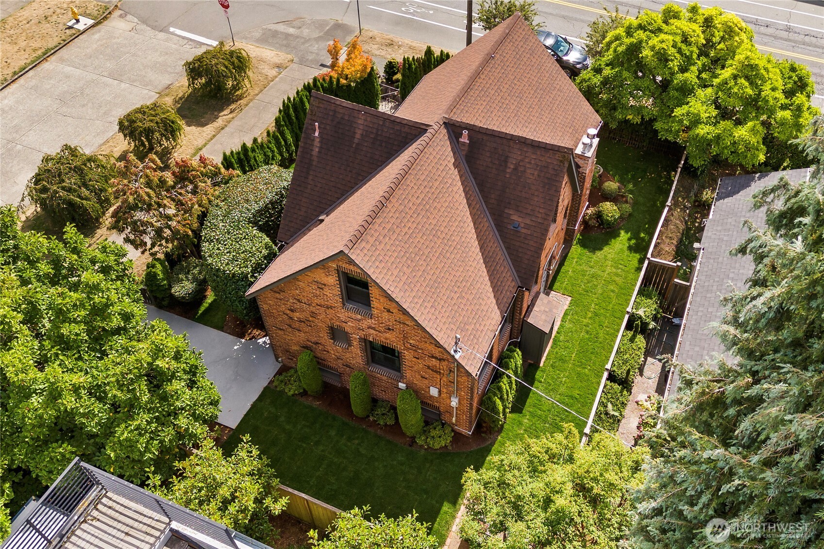 2355 45th Avenue SW