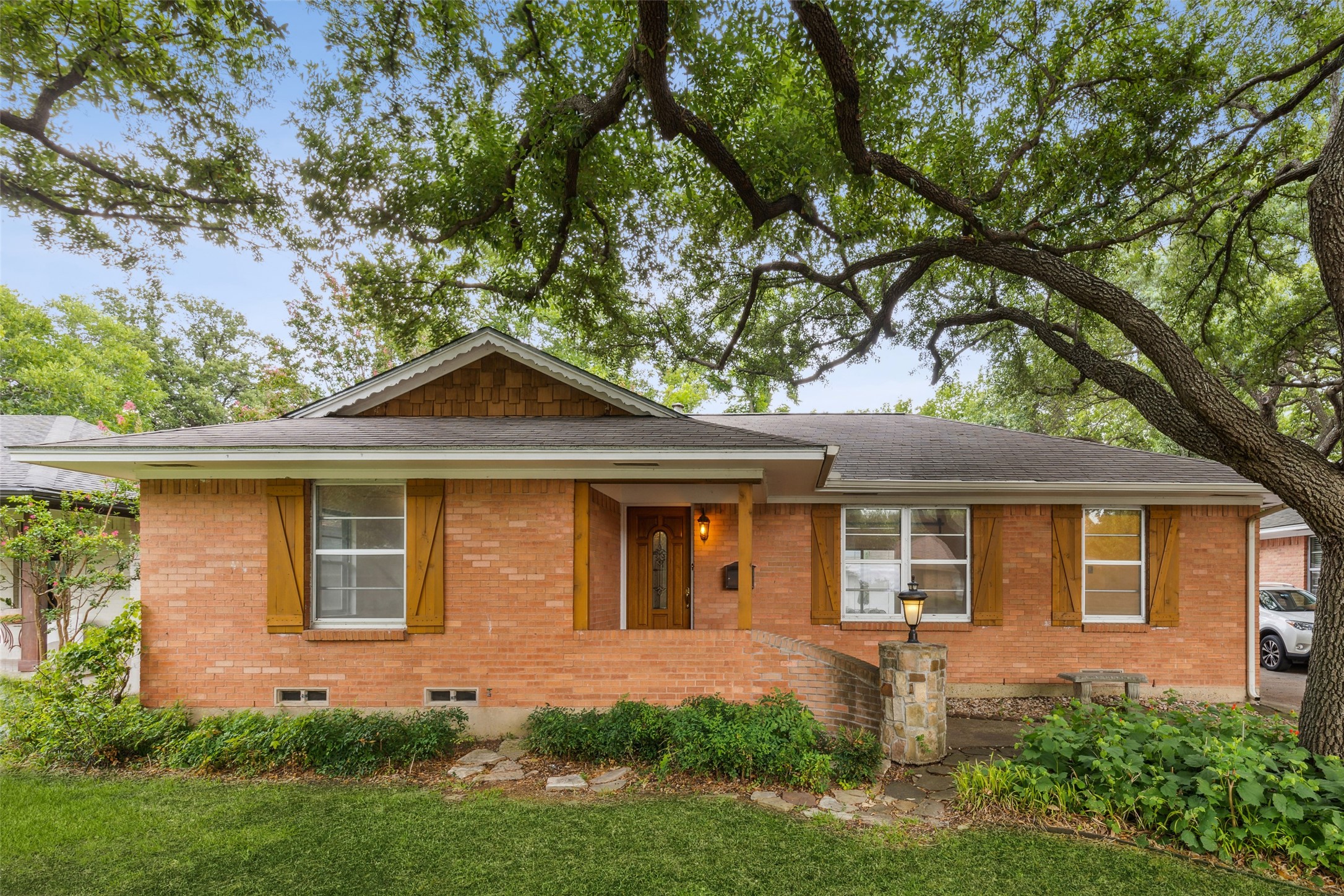 10536 Longmeadow Drive
