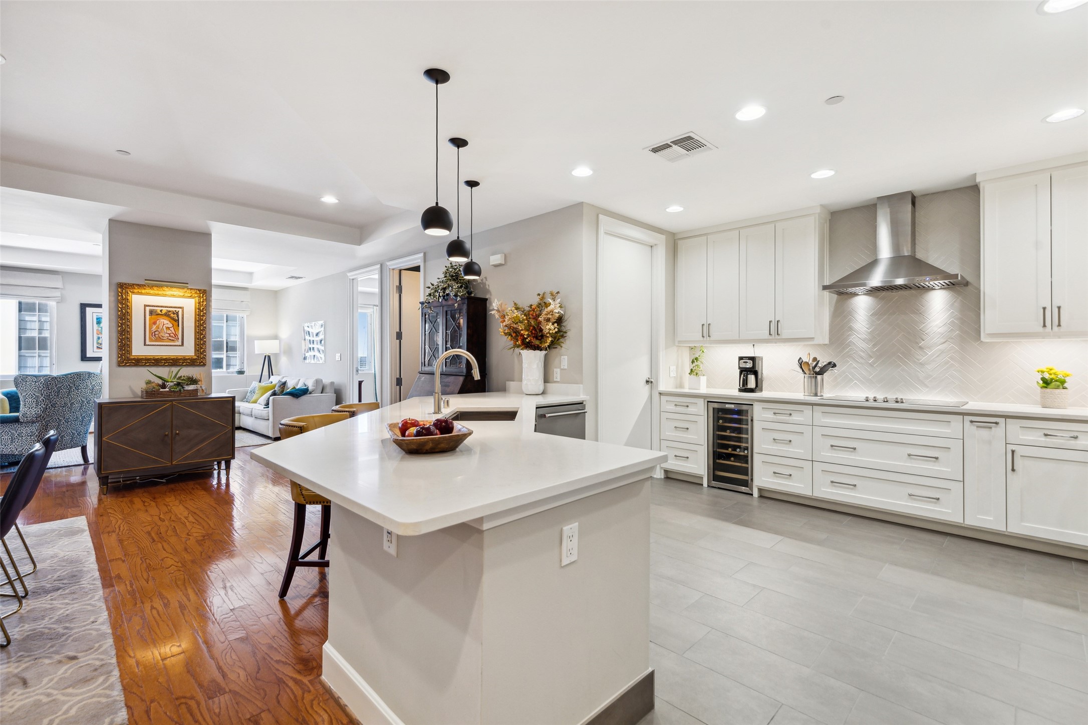 1505 Elm Street Unit: 1203