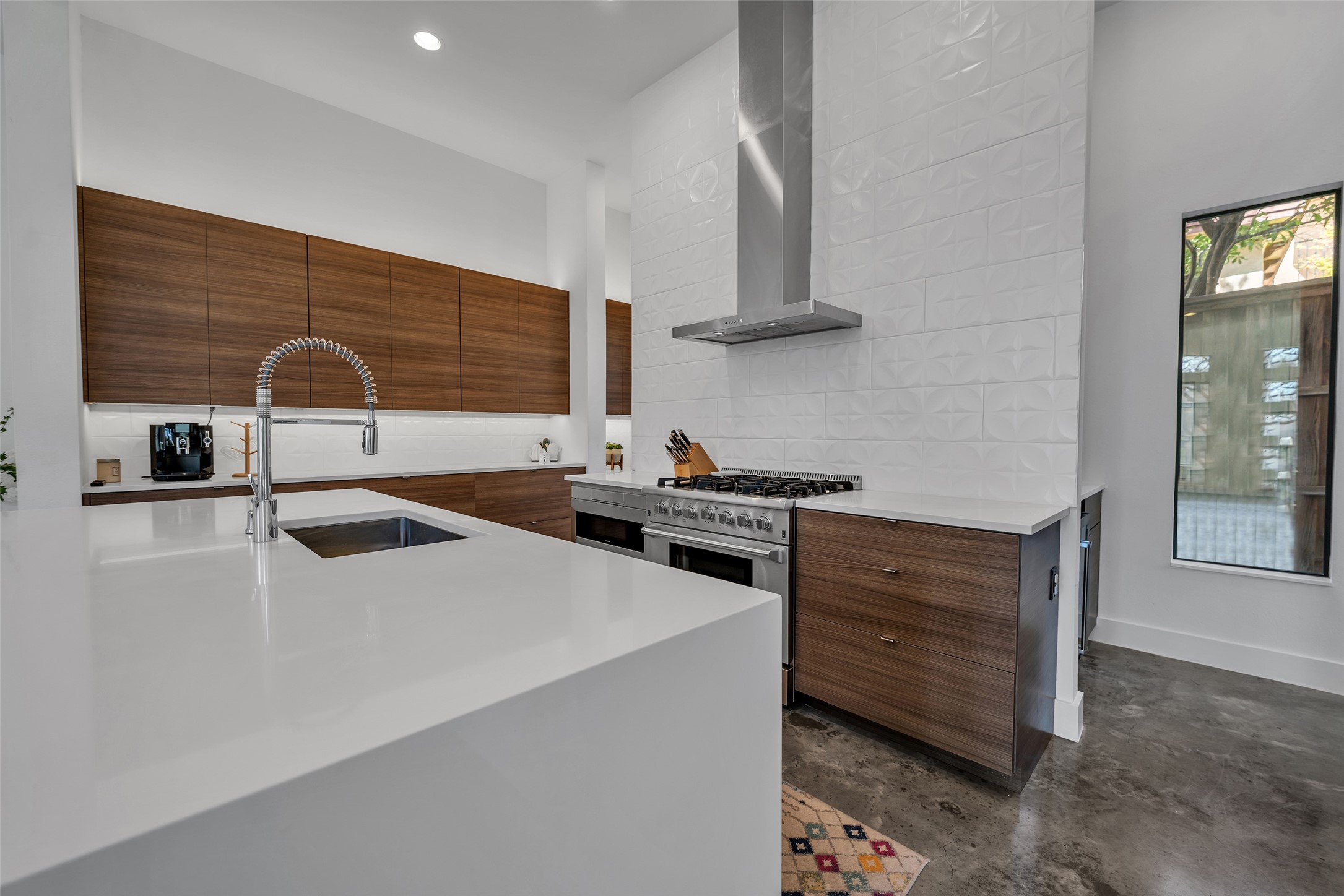 615 Kessler Reserve Court