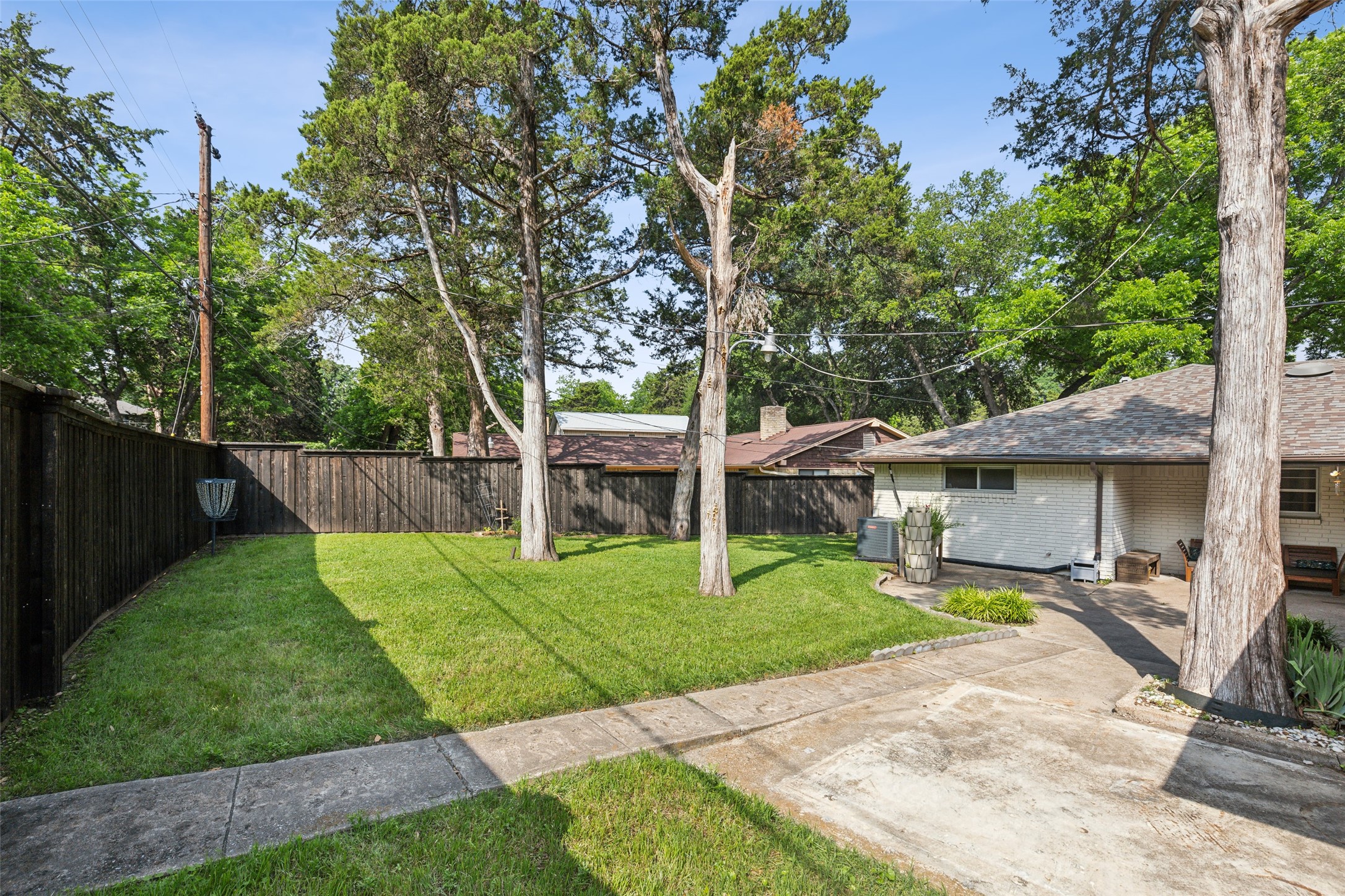6006 Hunters View Lane
