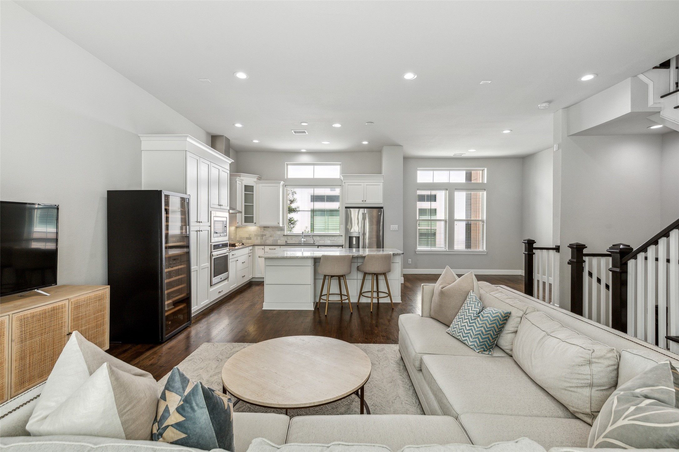 746 Lacey Oaks Place