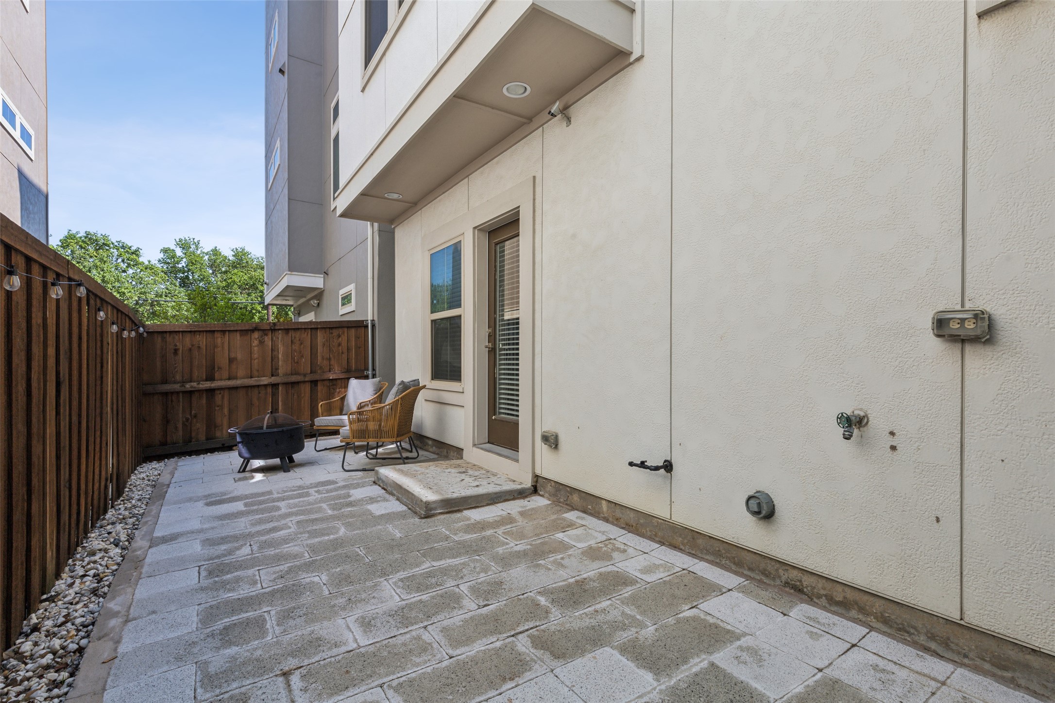 746 Lacey Oaks Place