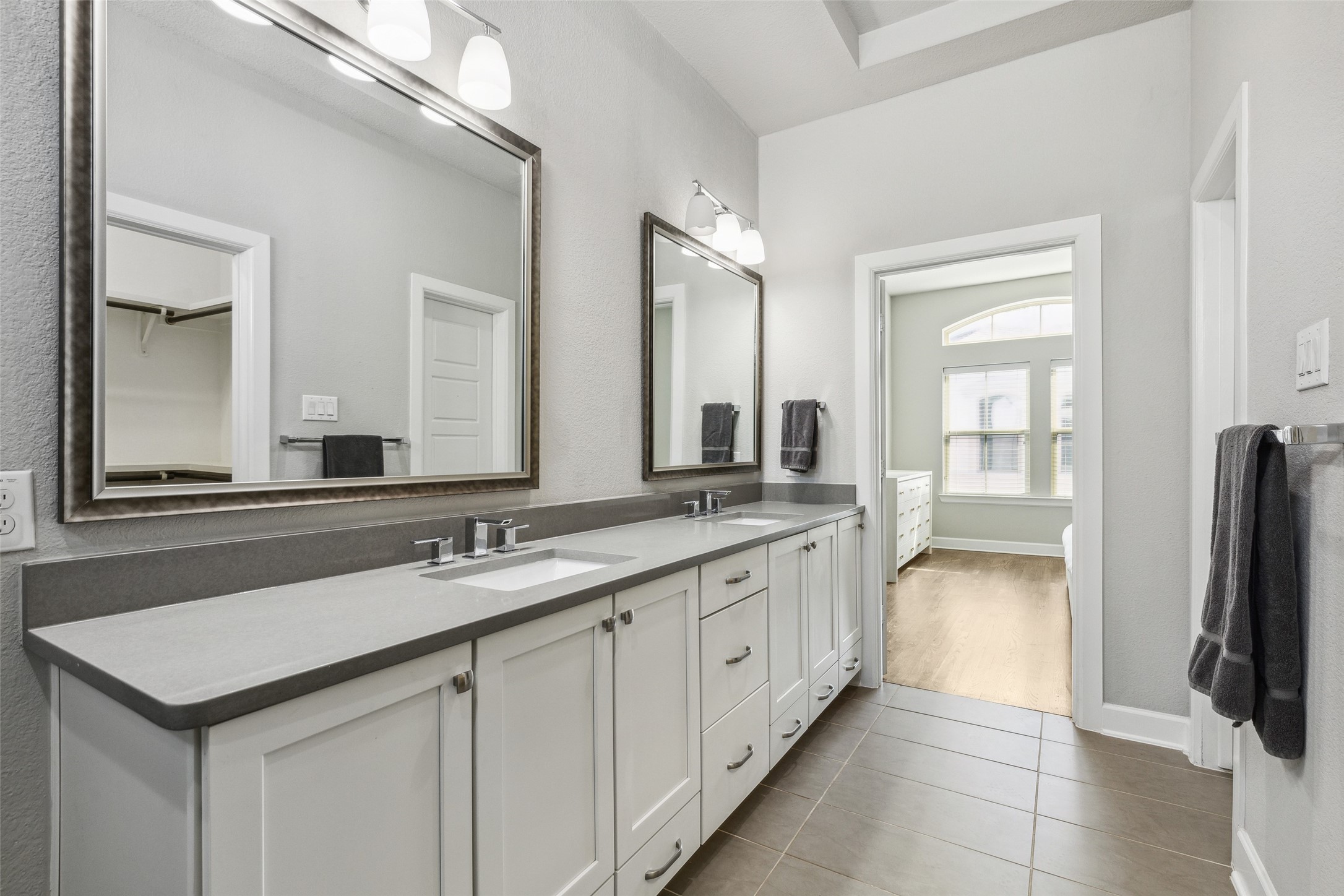 746 Lacey Oaks Place