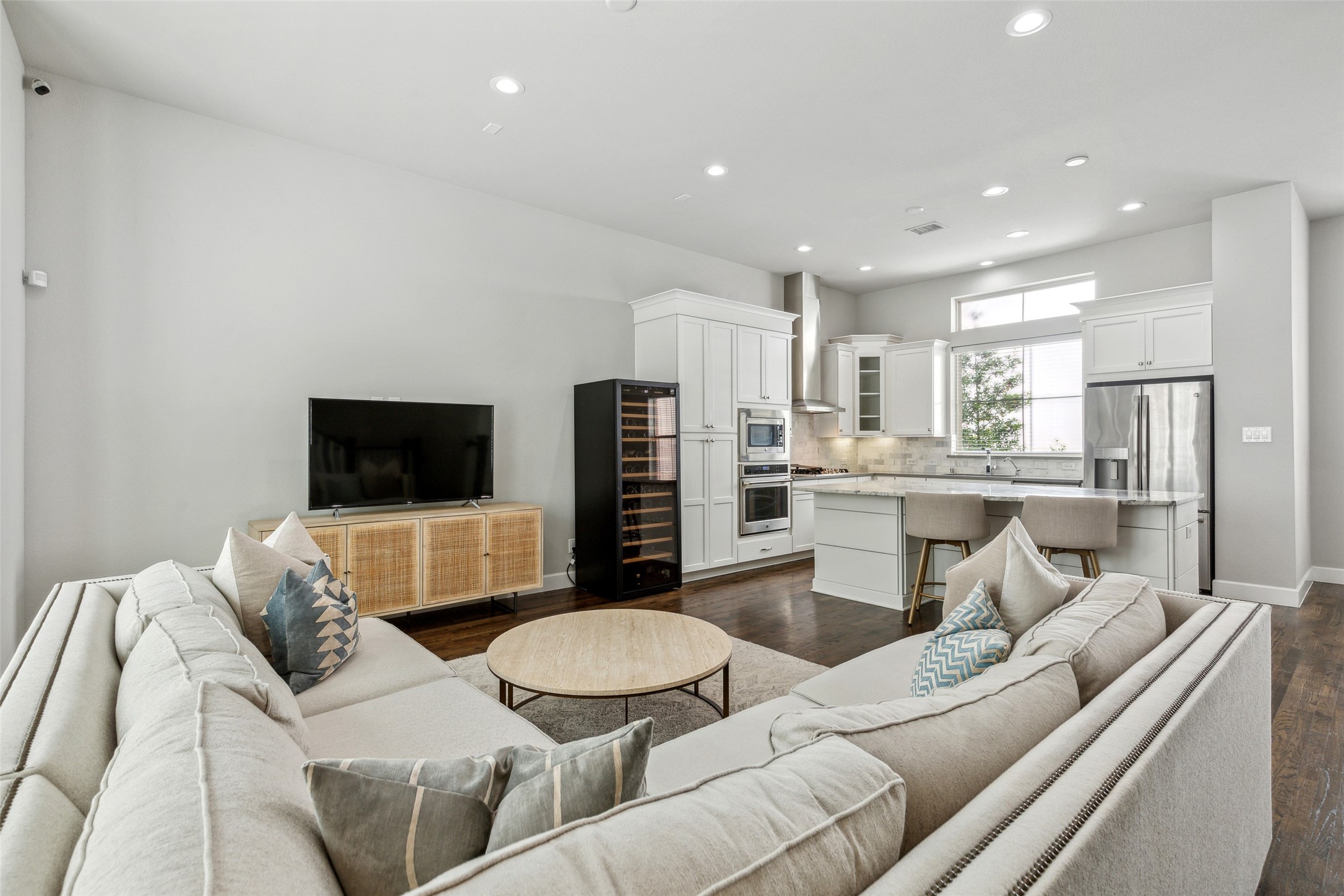 746 Lacey Oaks Place