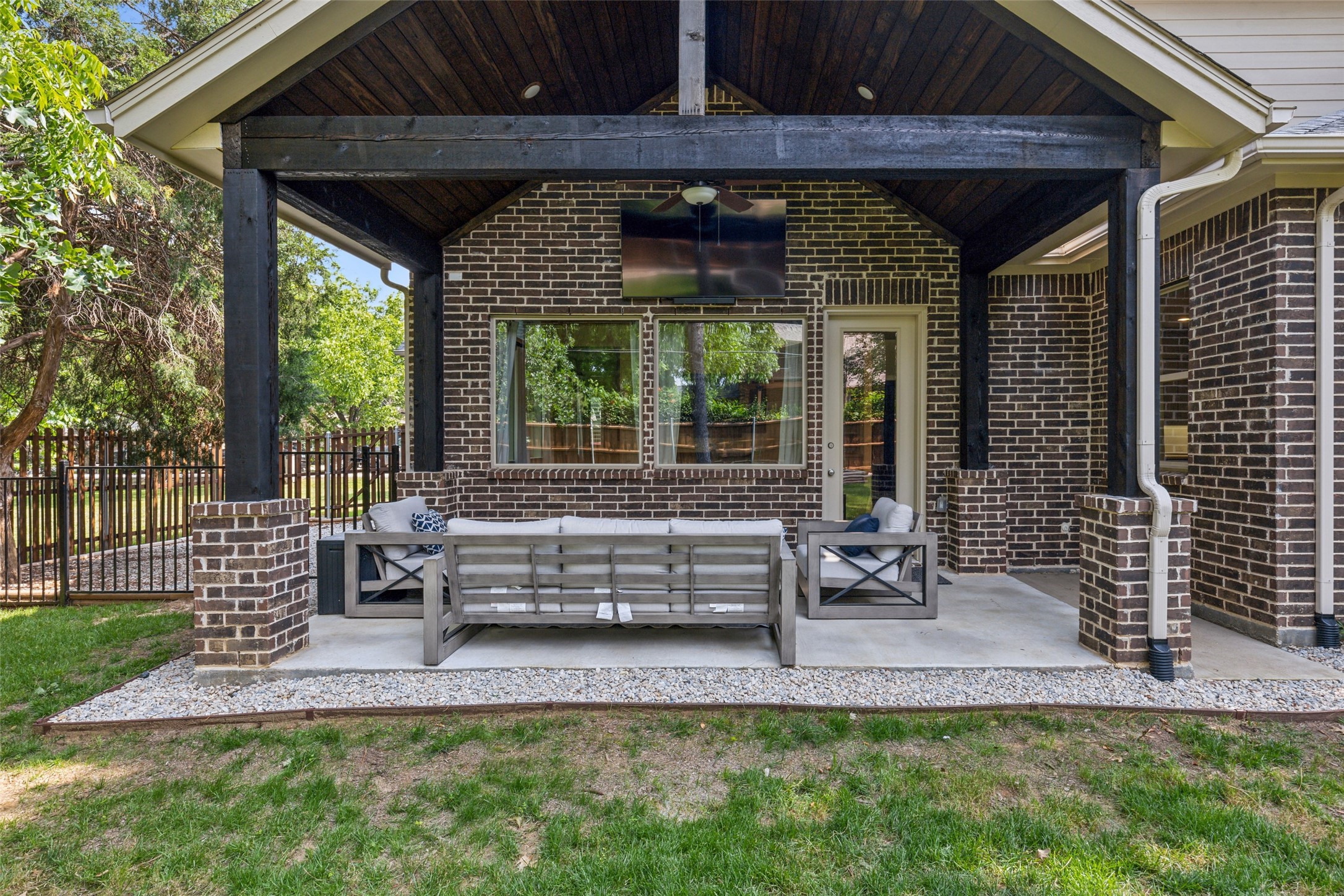 3308 Cottonwood Drive