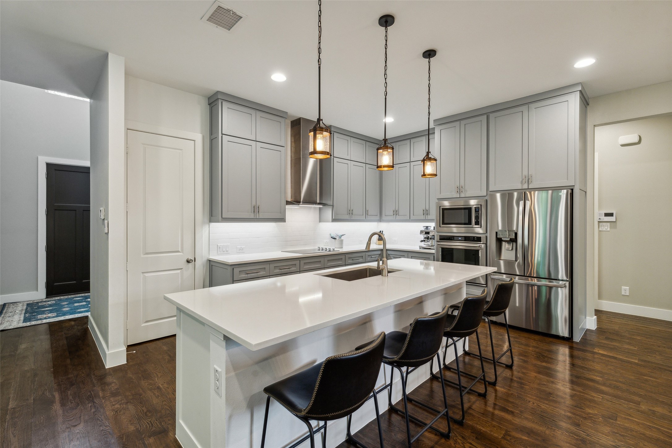 3308 Cottonwood Drive