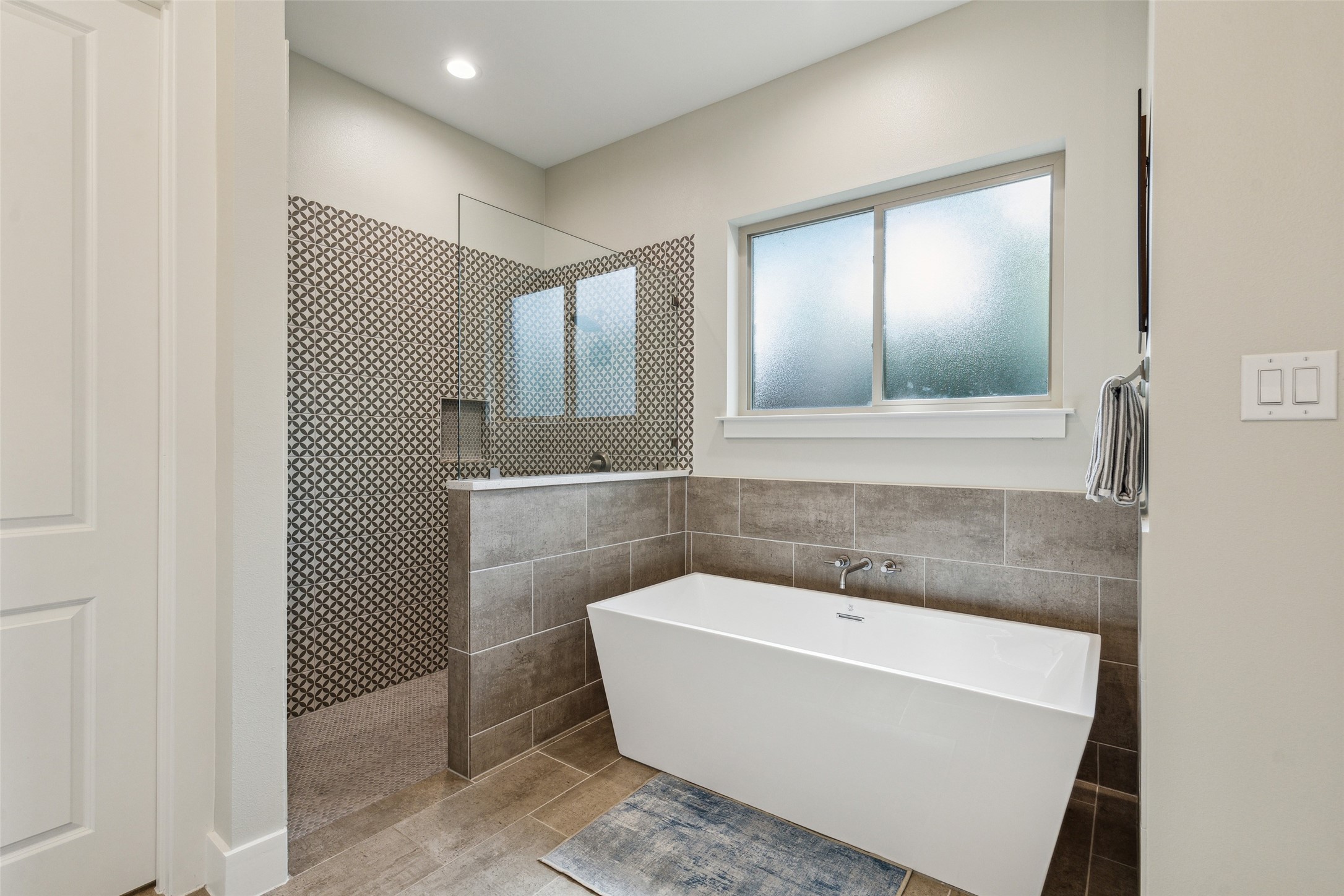 3308 Cottonwood Drive