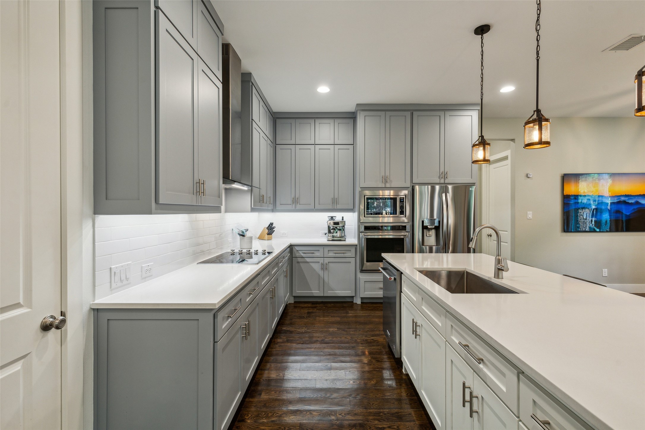 3308 Cottonwood Drive