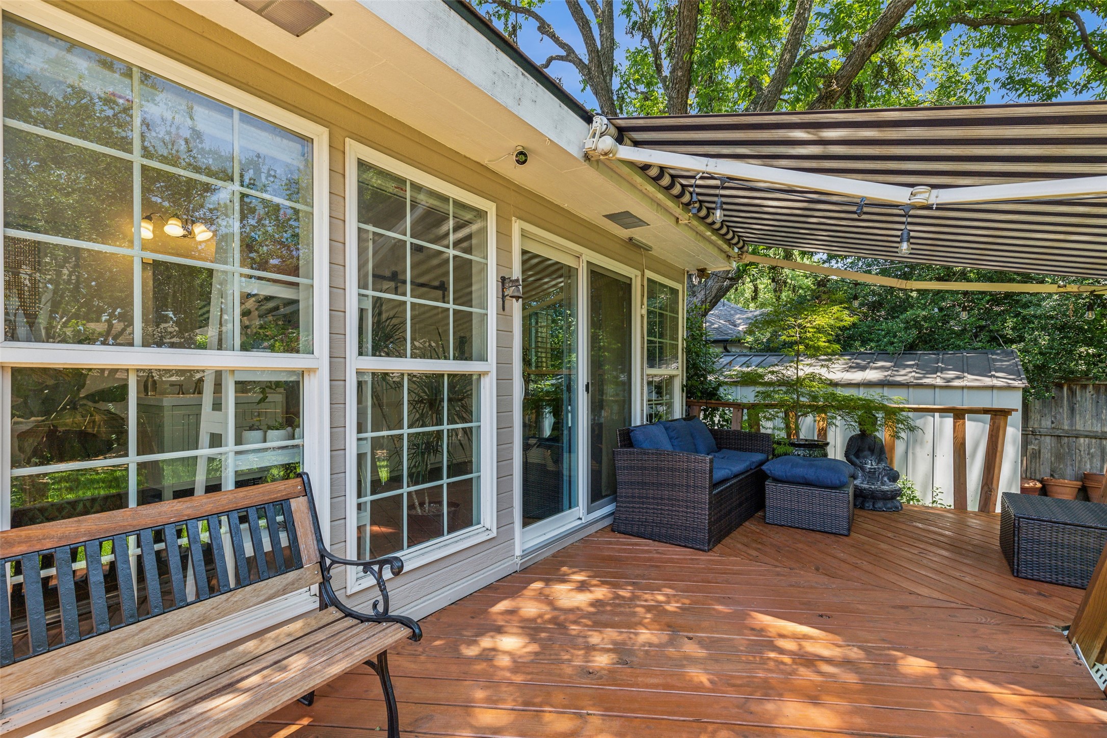2234 Lawndale Drive