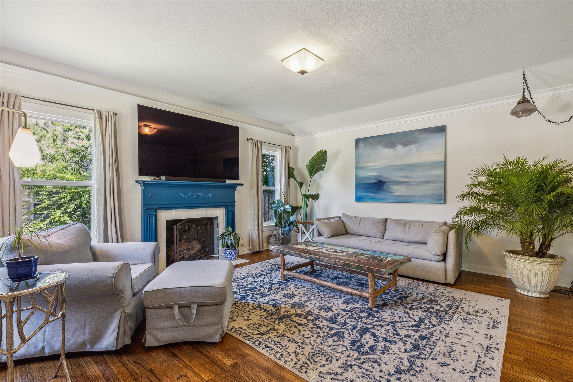 2234 Lawndale Drive