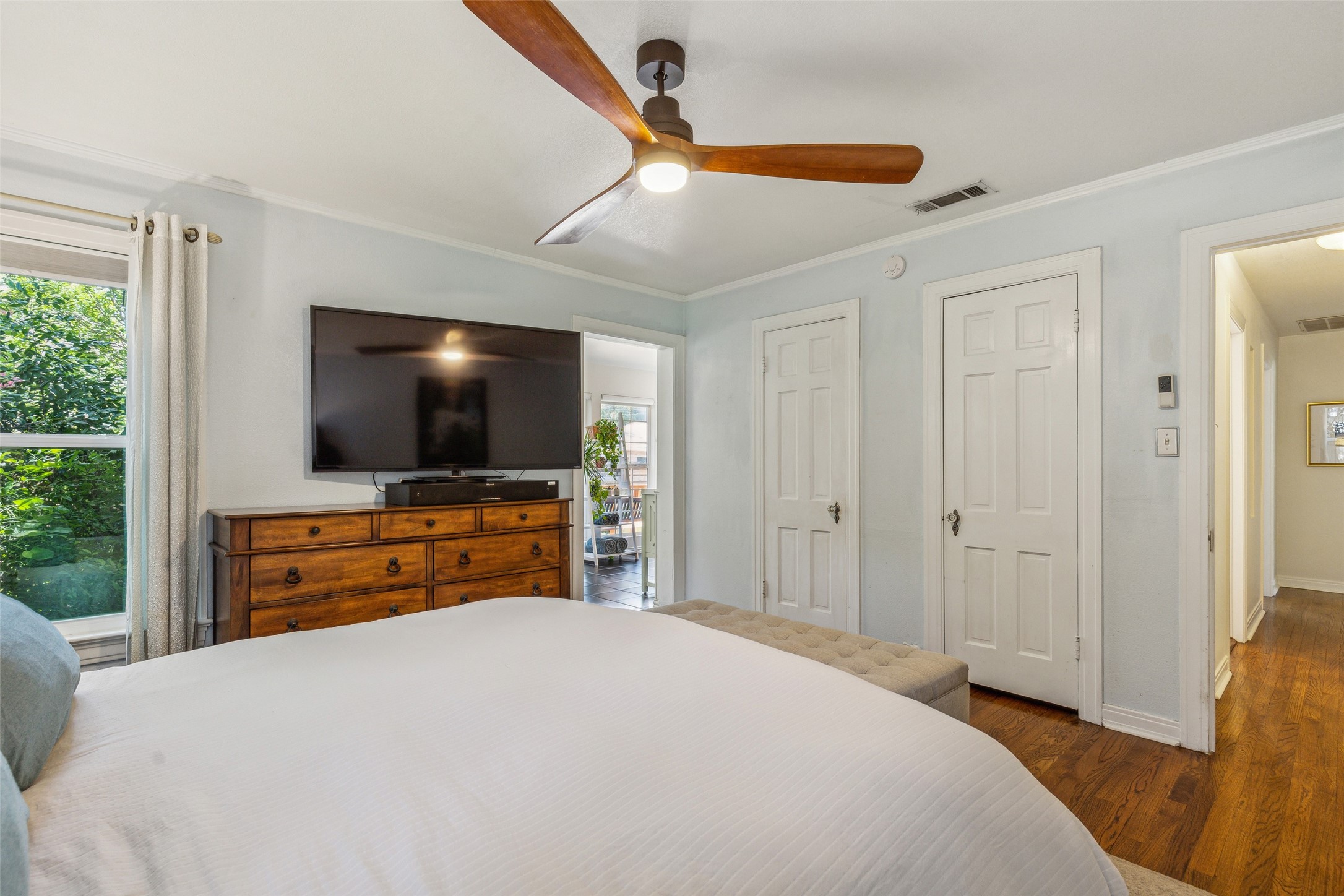 2234 Lawndale Drive