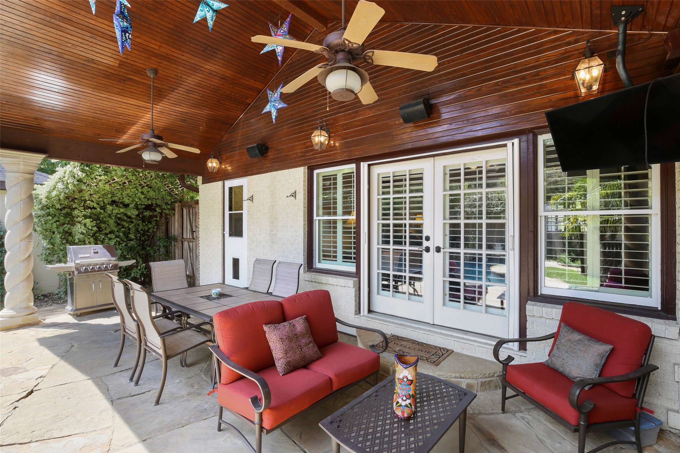 906 Salmon Drive