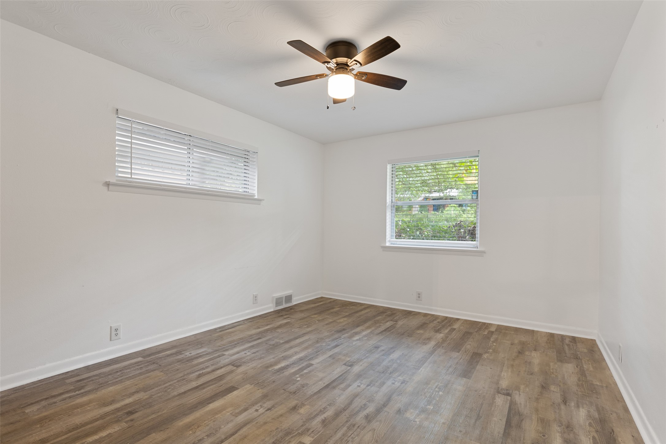 2731 Alco Avenue
